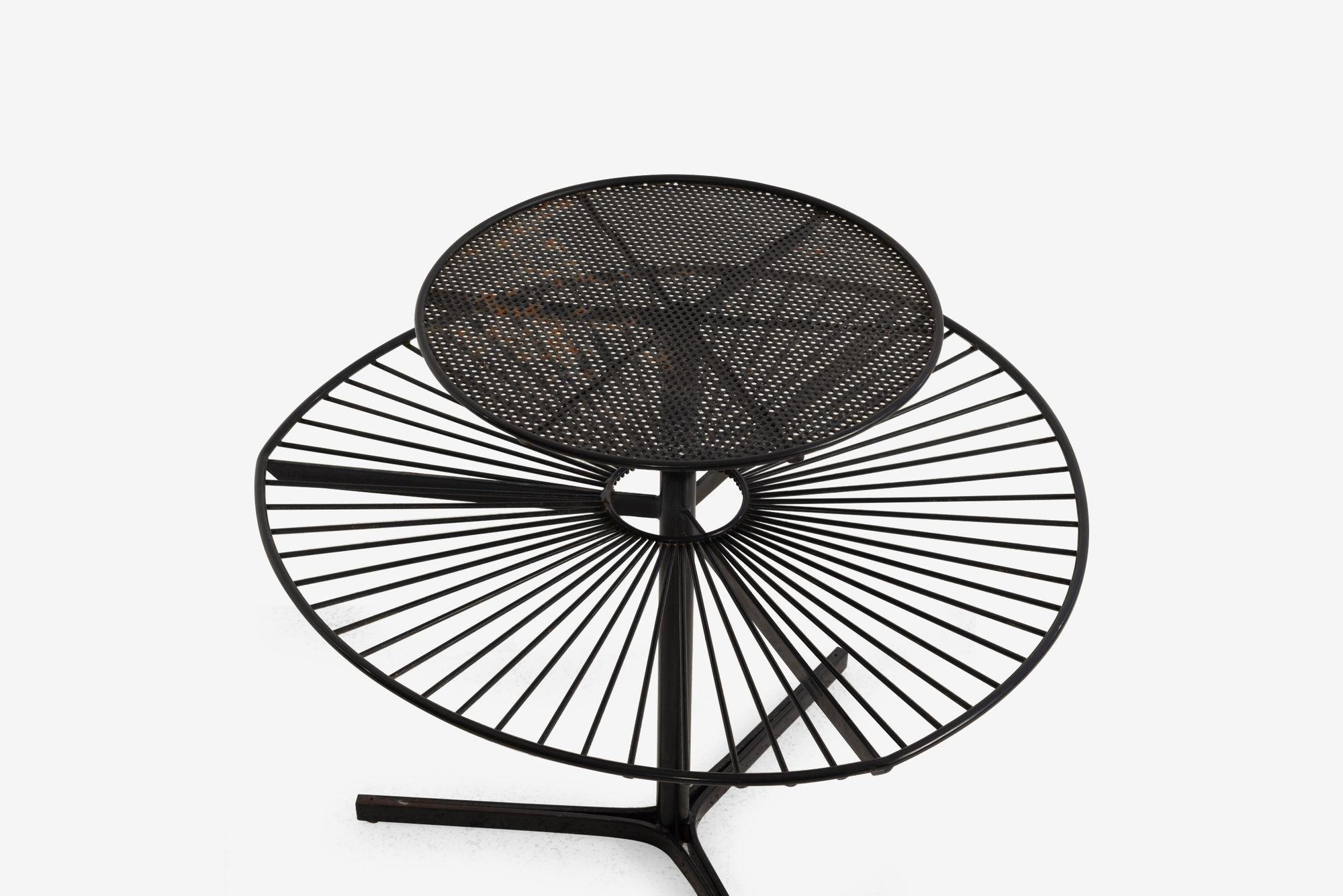 American Vladimir Kagan for Kagan-Dreyfuss Capricorn Occasional Table, 1960c. For Sale