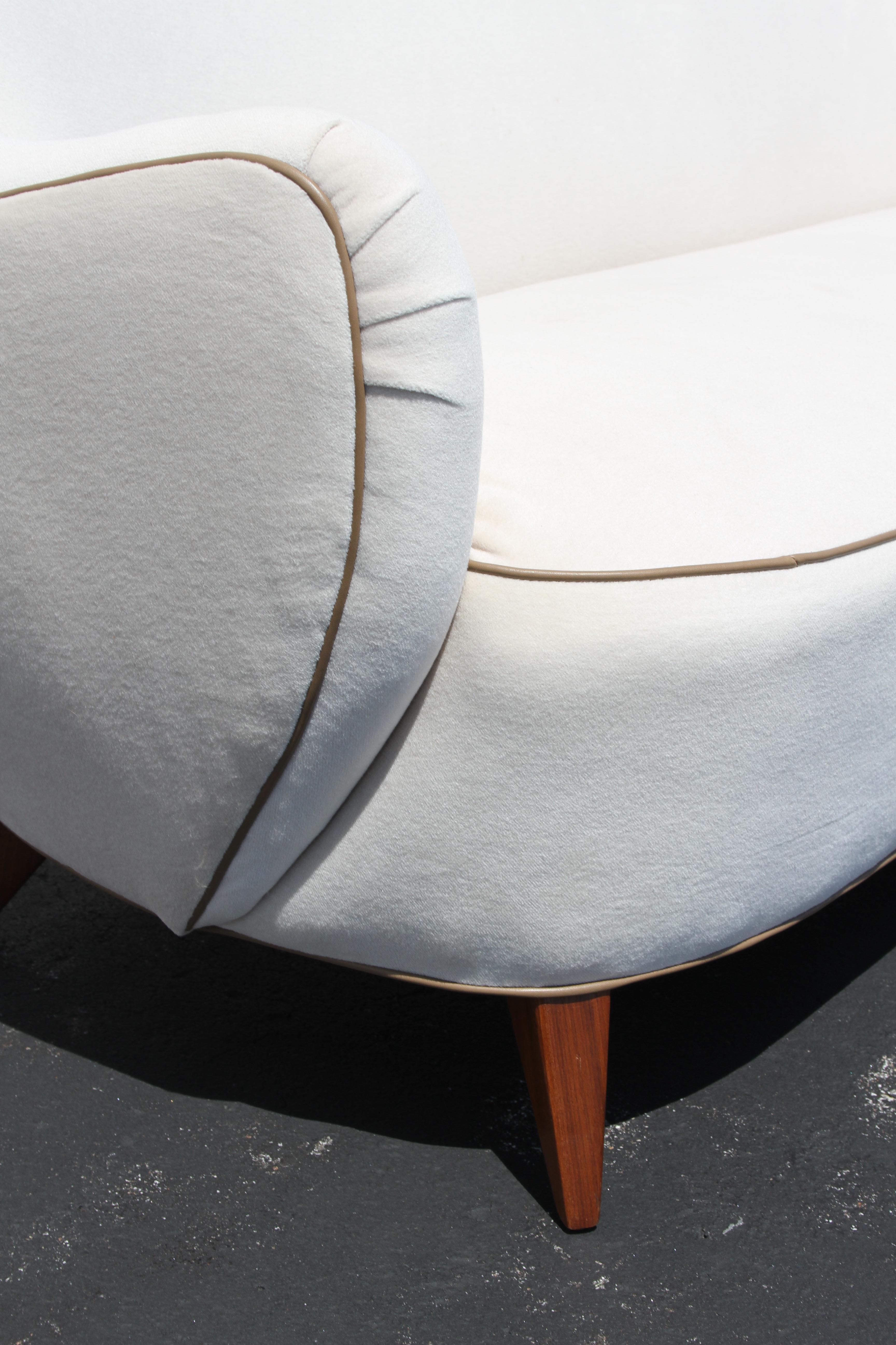 Vladimir Kagan for Pucci Sculptural Form Sofa, Holy Hunt Fabric 3