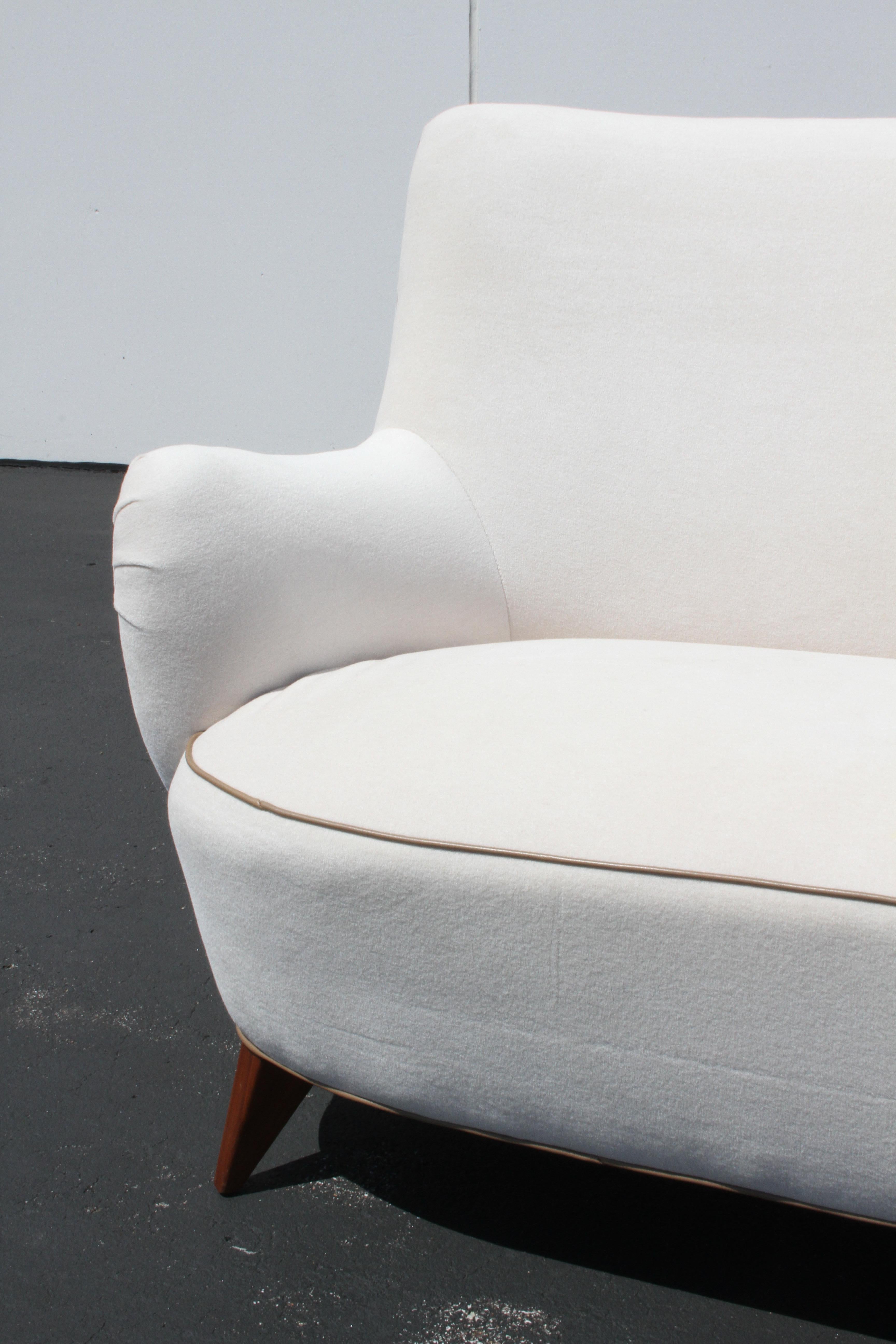 Vladimir Kagan for Pucci Sculptural Form Sofa, Holy Hunt Fabric 5