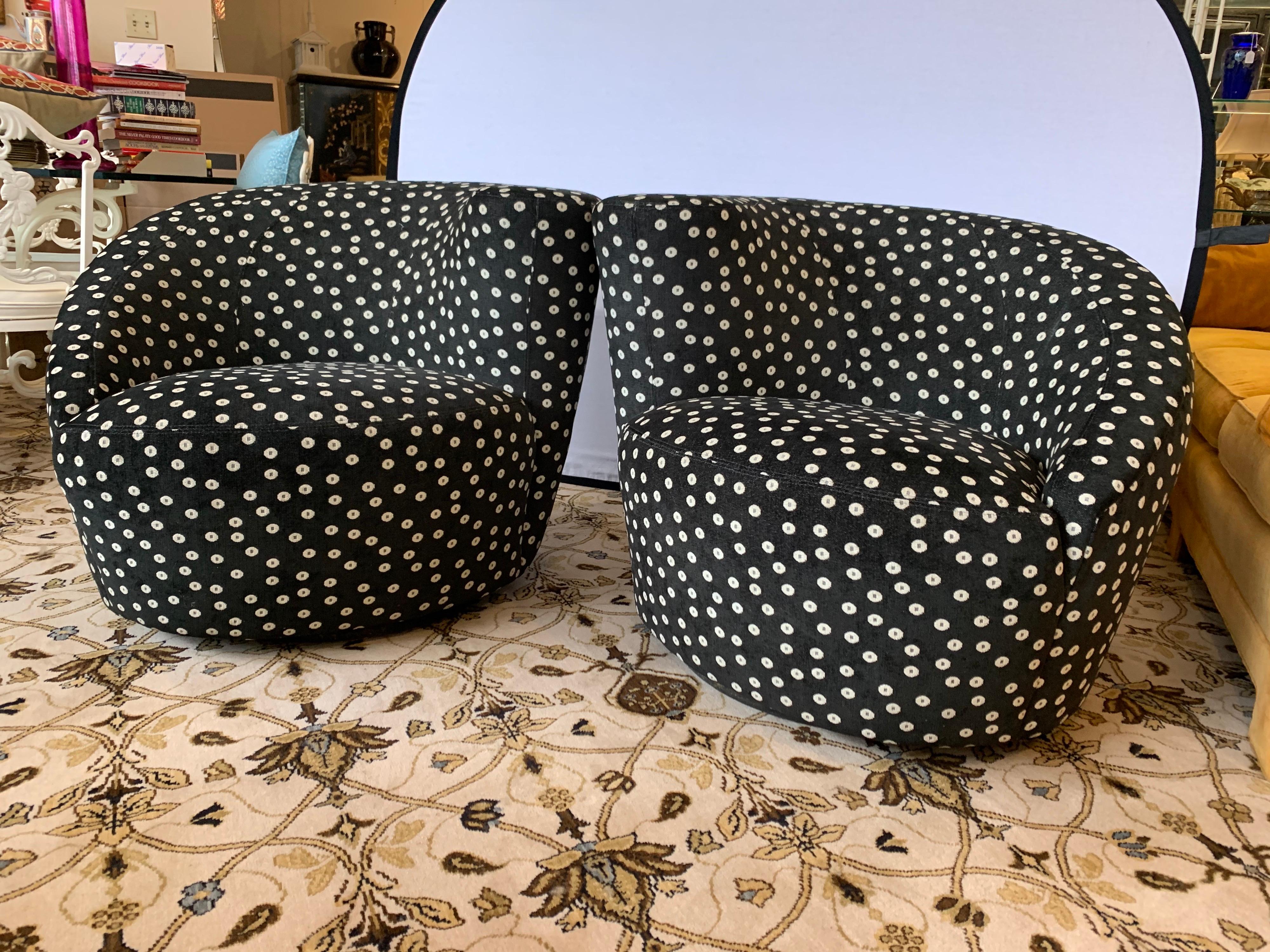 Vladimir Kagan for Weiman Pair of Nautilus Corksrew Swivel Chairs 2