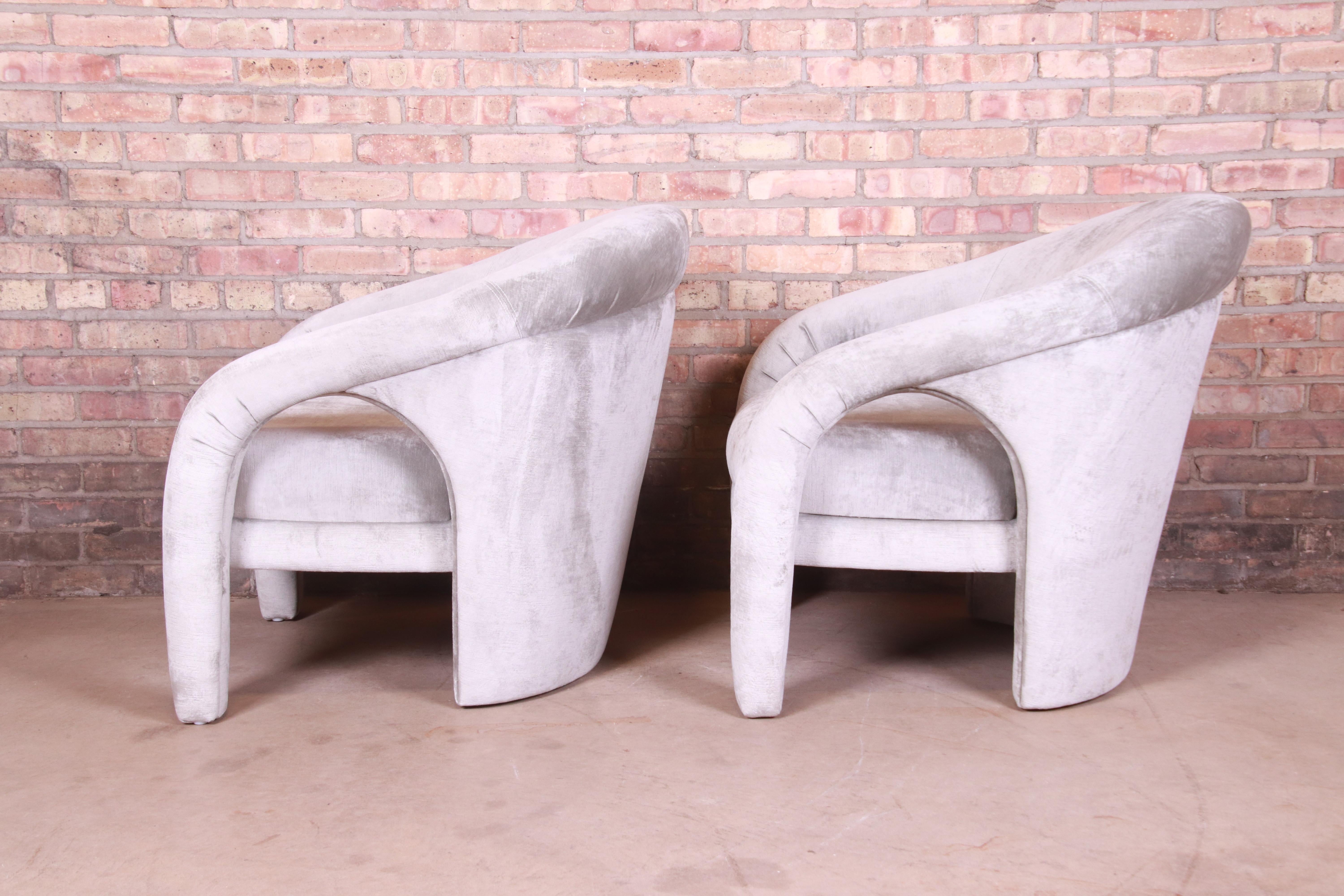Vladimir Kagan Sculptural Velvet Upholstered Lounge Chairs, Pair For Sale 2