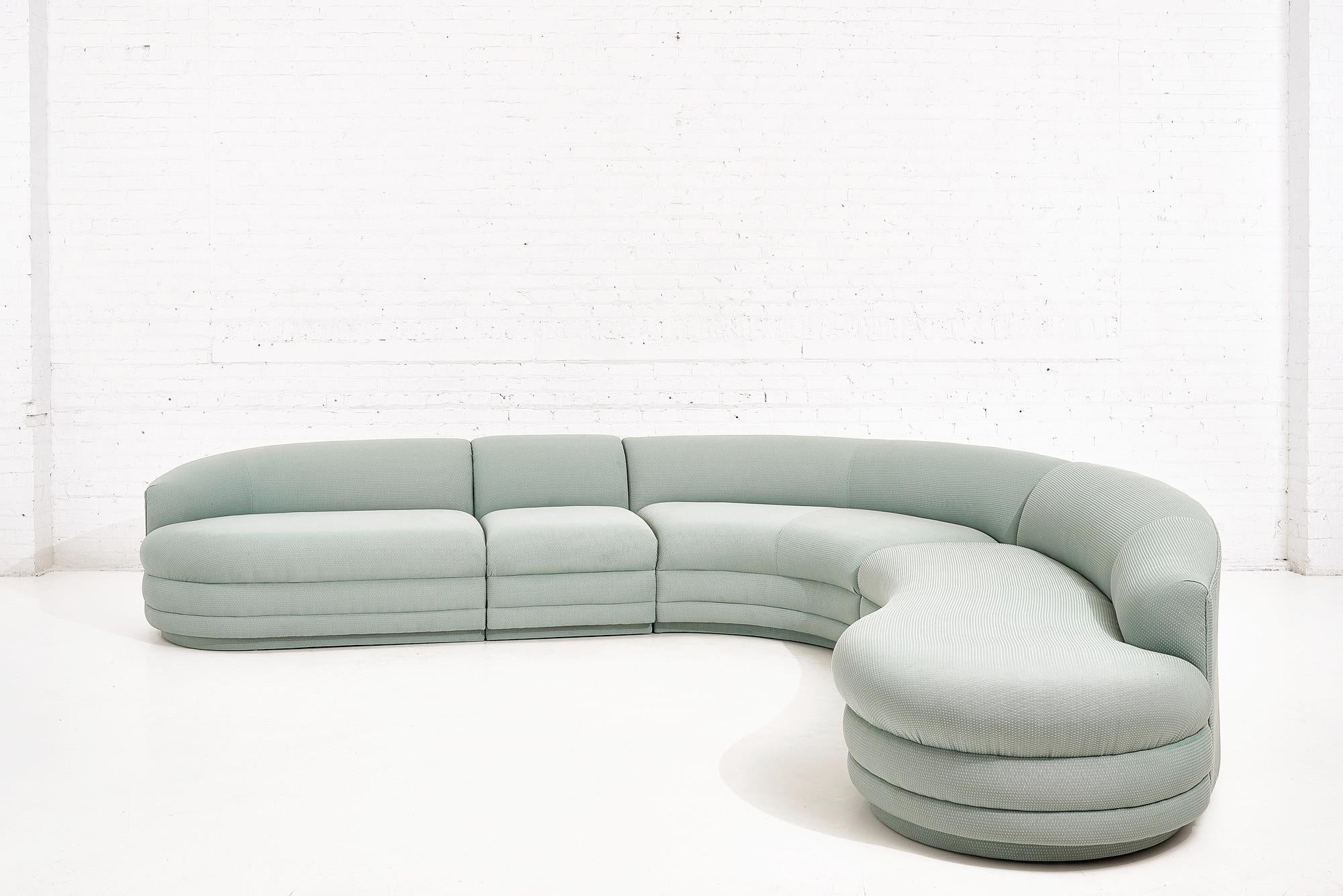 Vladimir Kagan für Preview, 4-teiliges Sofa mit Untergestell, 1988 (Stoff) im Angebot