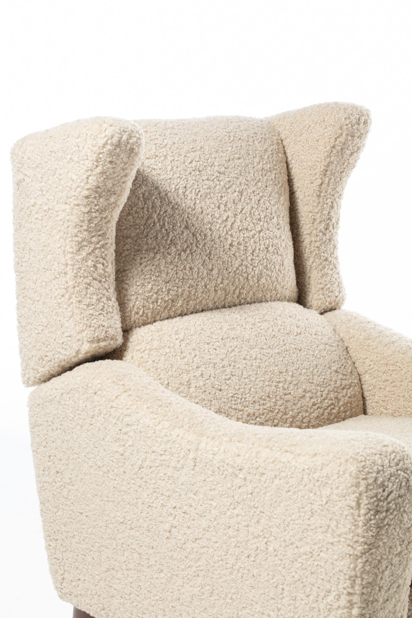 Vladimir Kagan Juno fauteuils de relax Juno Wingback en tissu bouclé ivoire et blanc souple en vente 8