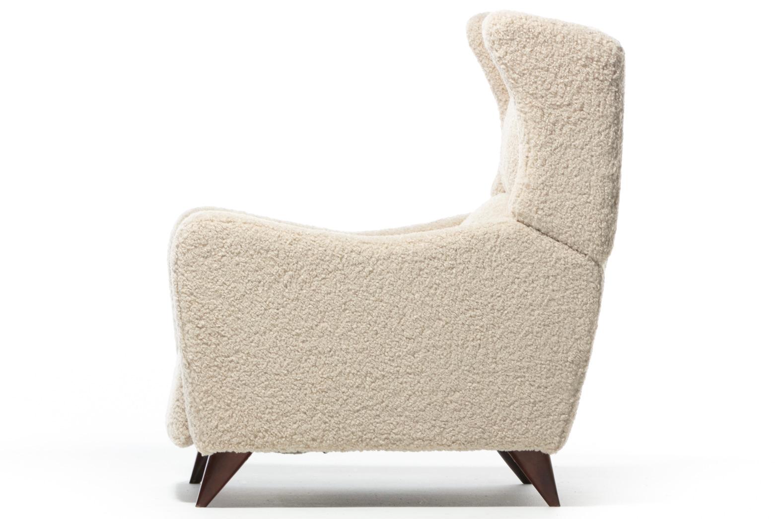 American Vladimir Kagan Juno Wingback Recliner Chairs in Soft Ivory White Bouclé  For Sale