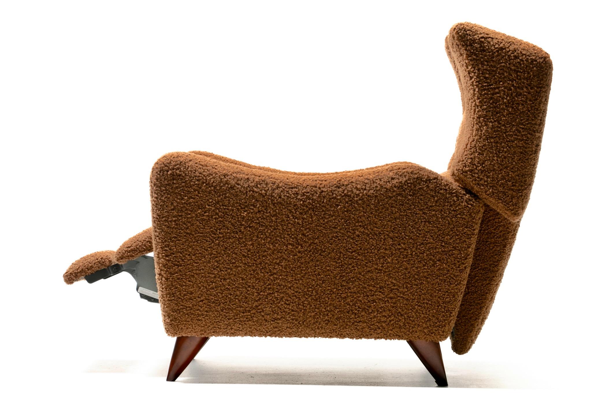 Vladimir Kagan Juno Wingback Recliner in Soft Cocoa Brown Bouclé For Sale 4