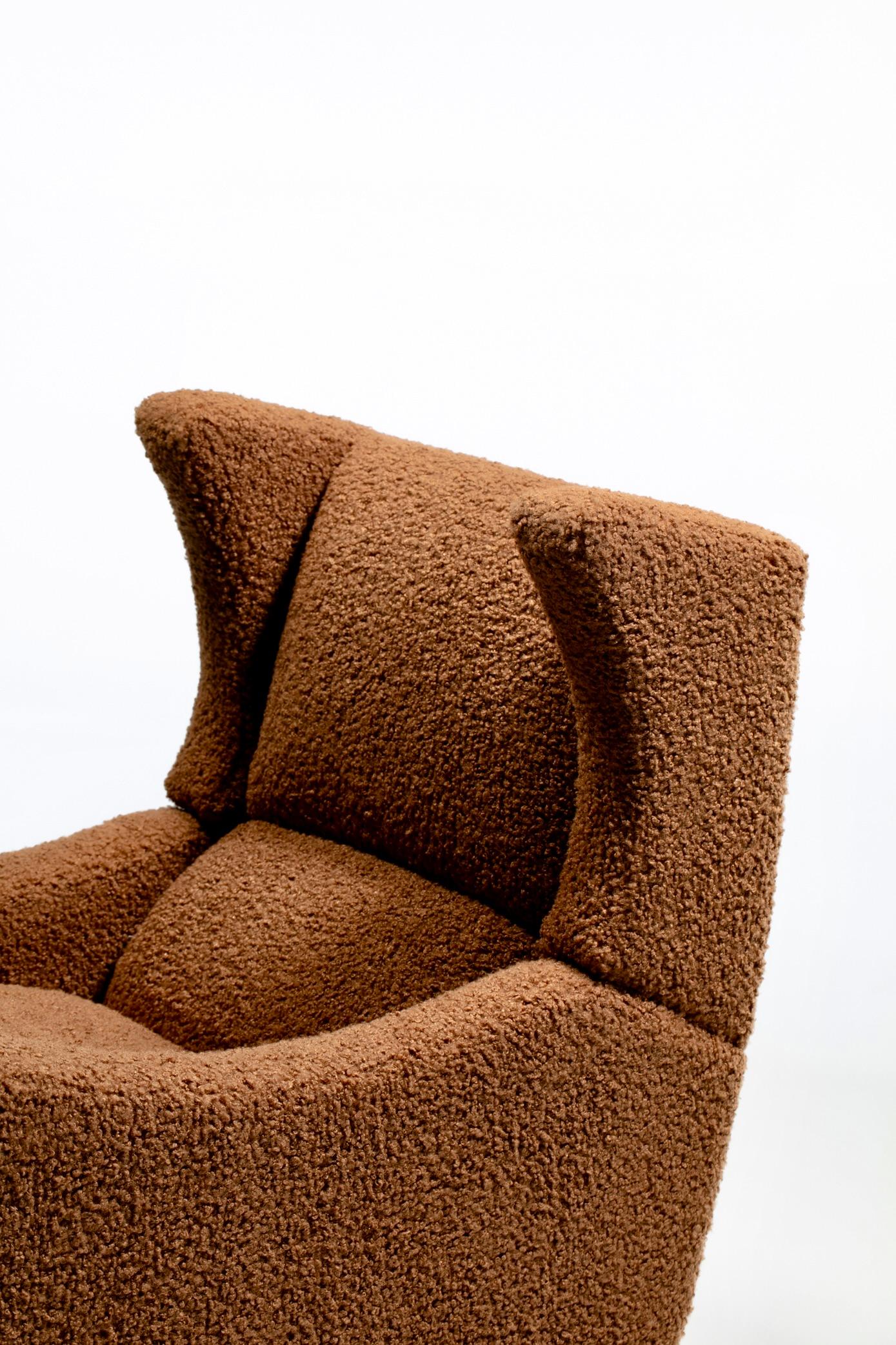 Vladimir Kagan Juno Wingback Recliner in Soft Cocoa Brown Bouclé For Sale 8