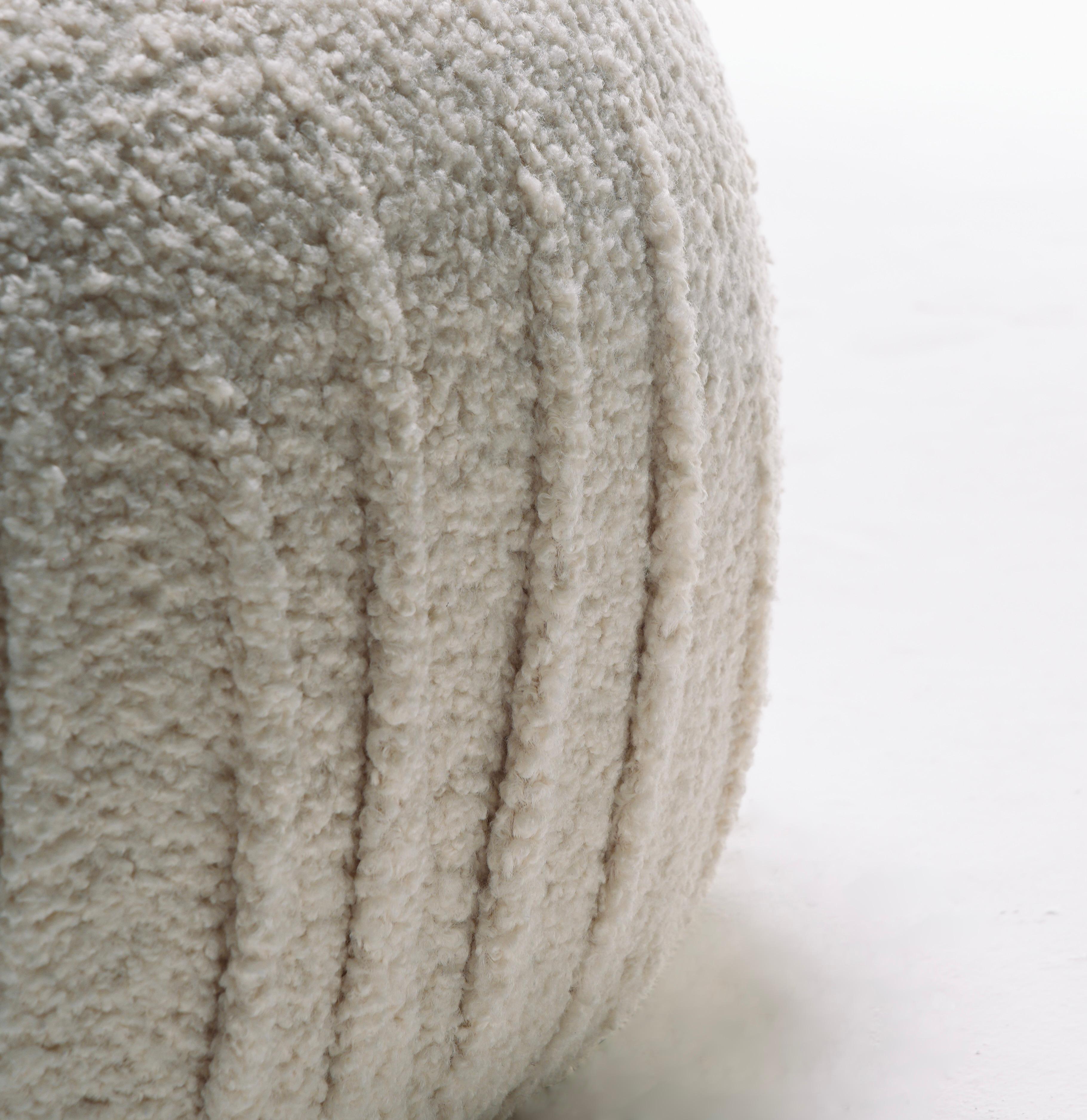 Vladimir Kagan Large Boucle Poufs In Excellent Condition For Sale In Los Angeles, CA
