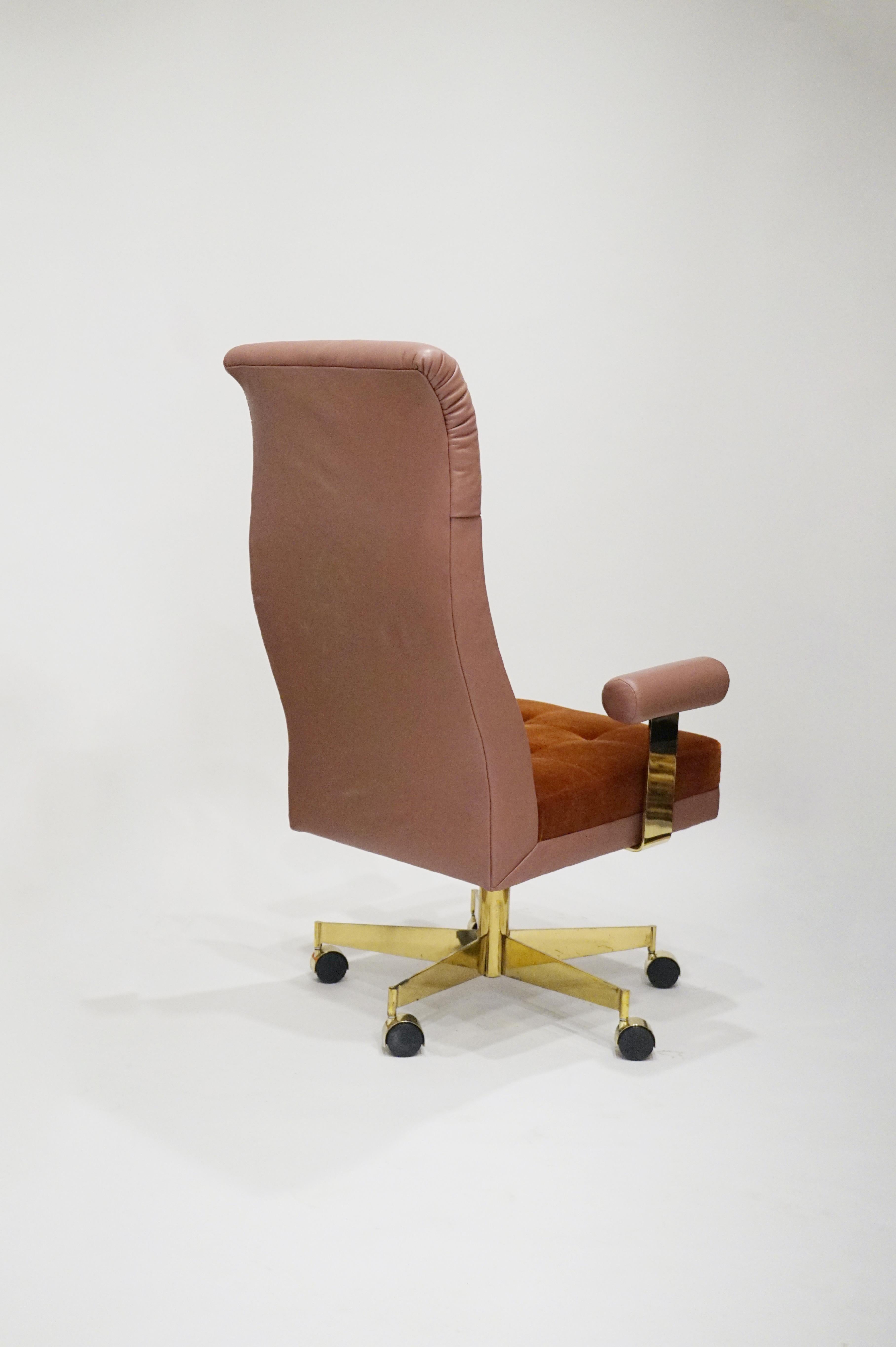Vladimir Kagan Leather and Mohair Executive Desk Chair, circa 1979, Signed  3