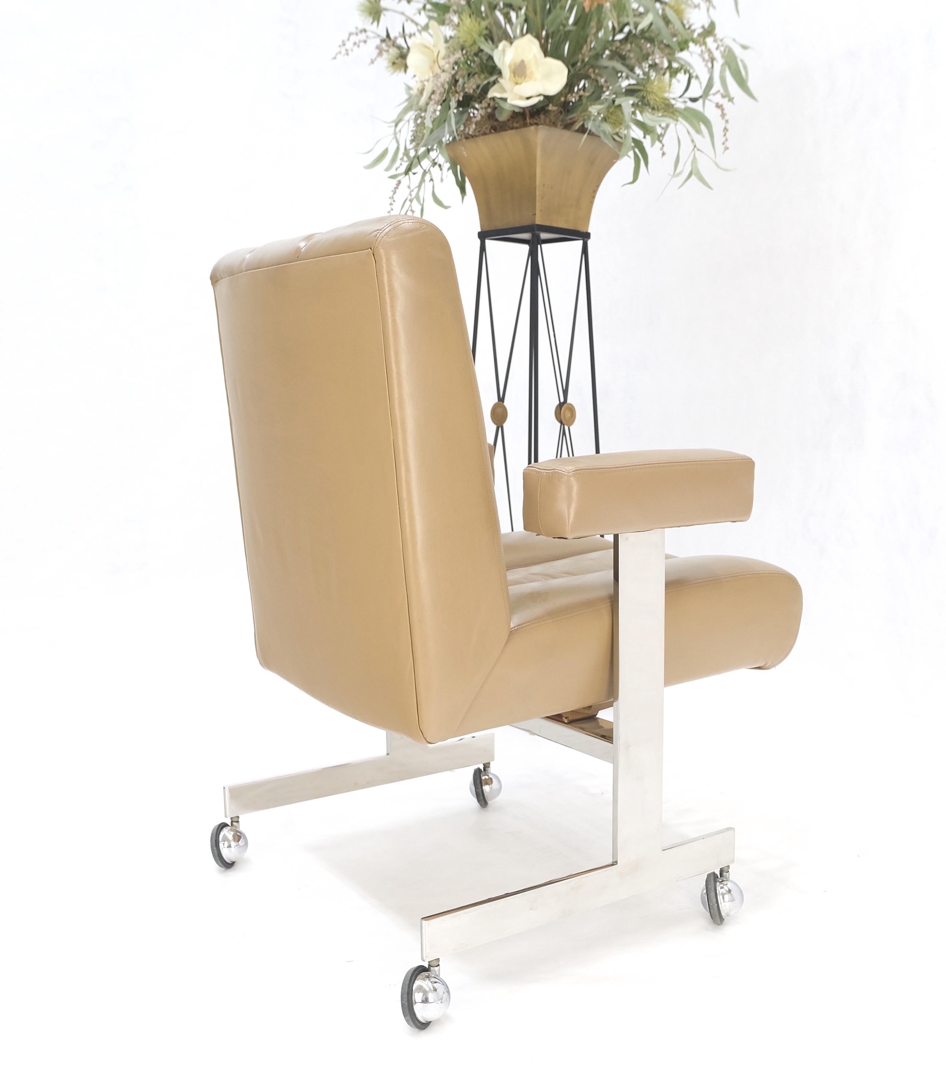 Vladimir Kagan Chaise de bureau en cuir strié avec base lourde en acier inoxydable  en vente 10