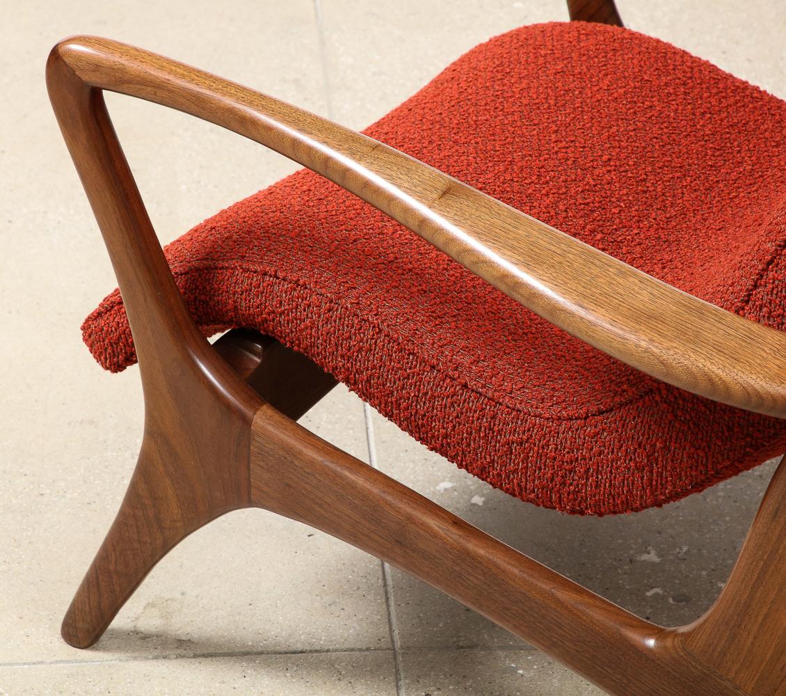 Mid-Century Modern Vladimir Kagan Lounge Chair For Sale
