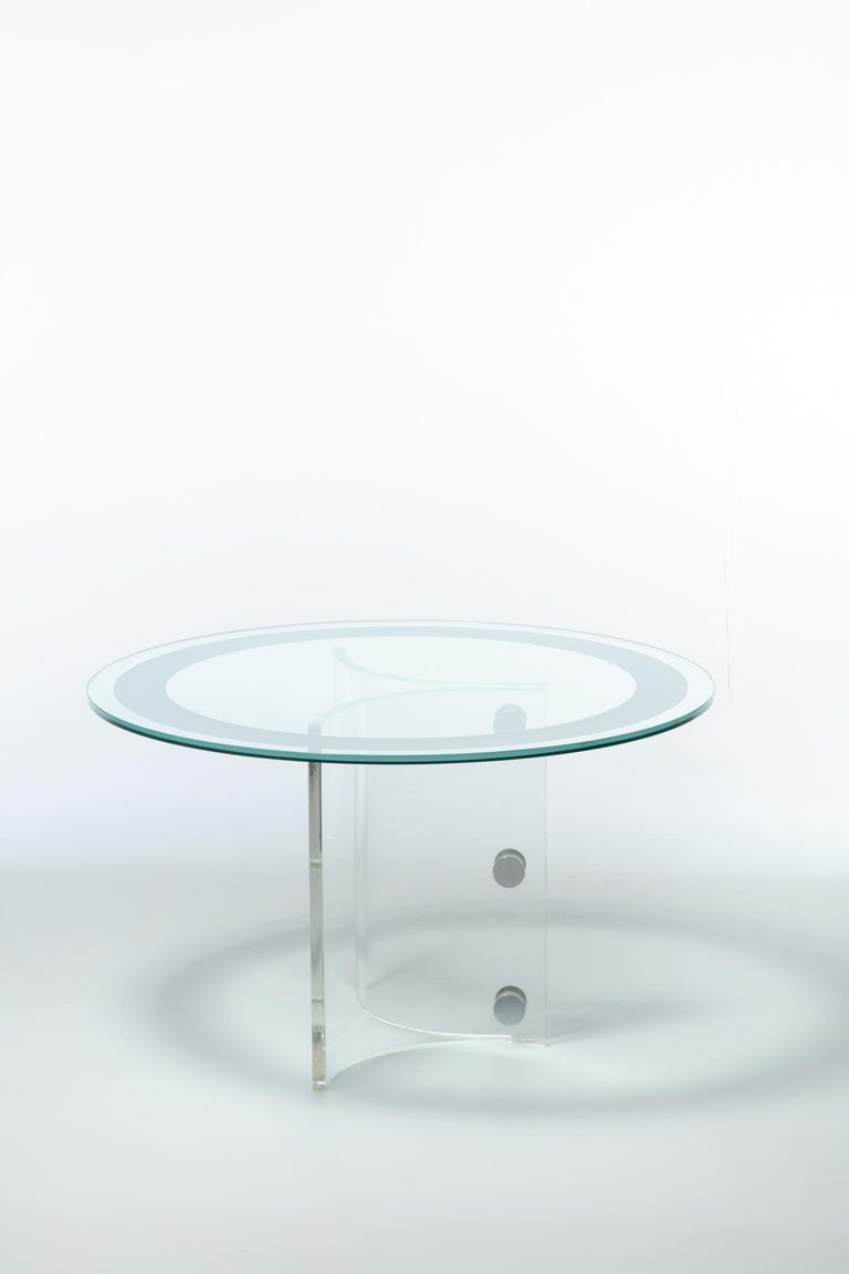 Vladimir Kagan Lucite & Glass Dining or Center Table, c. 1970s In Good Condition For Sale In Saint Louis, MO