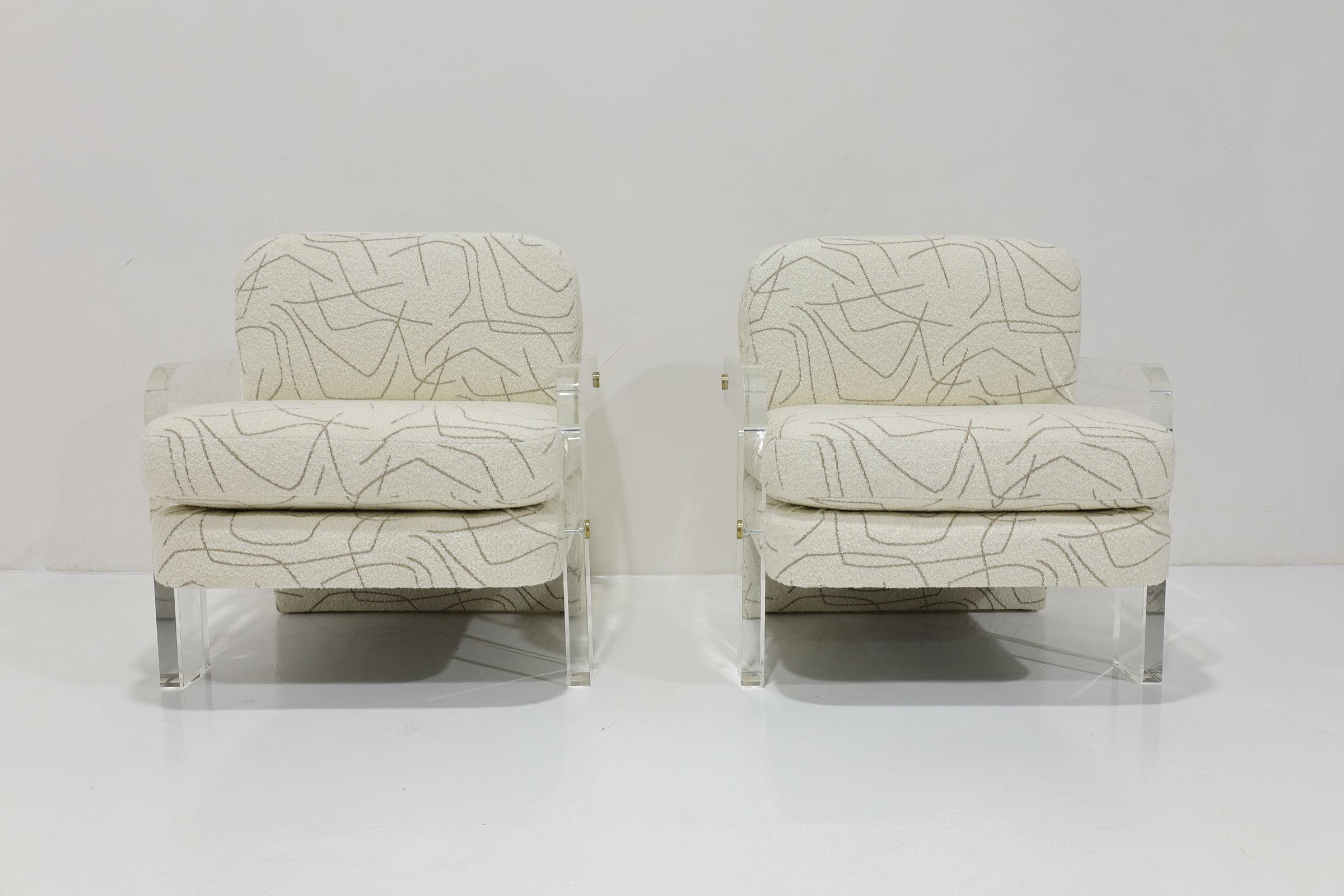 Vladimir Kagan - Sedie da salotto con gambe in lucite in Elitis Boucle'. in vendita 1