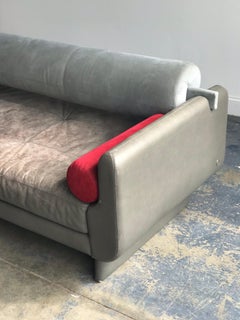 Vladimir Kagan “Matinee” Sofa/ Daybed for American Leather, Postmodern