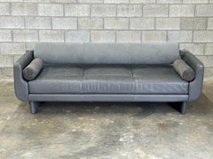 Vladimir Kagan “Matinee” Sofa/ Daybed for American Leather, Postmodern