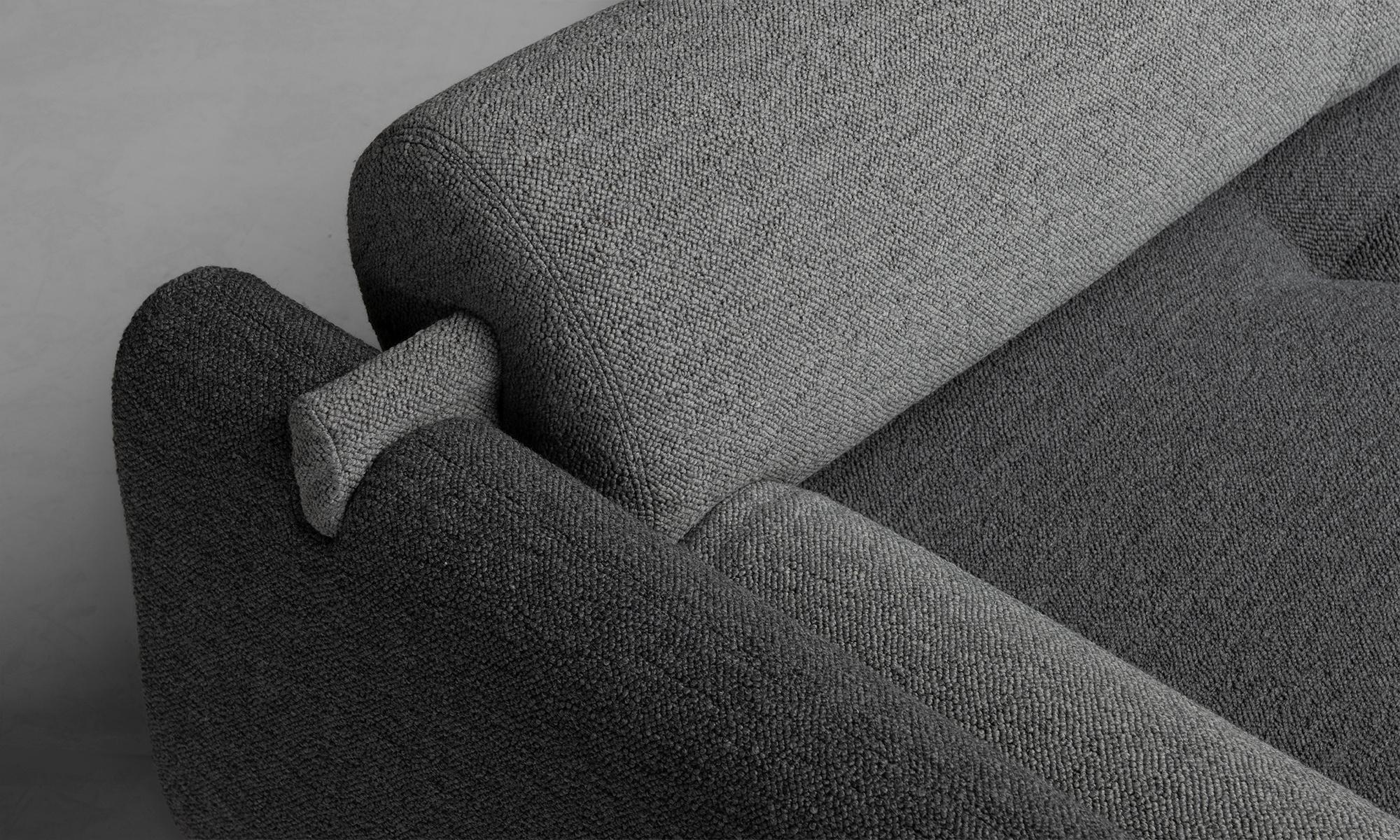 Vladimir Kagan Matinee Sofa / Daybed in Boucle, America 2002 In Distressed Condition In Culver City, CA