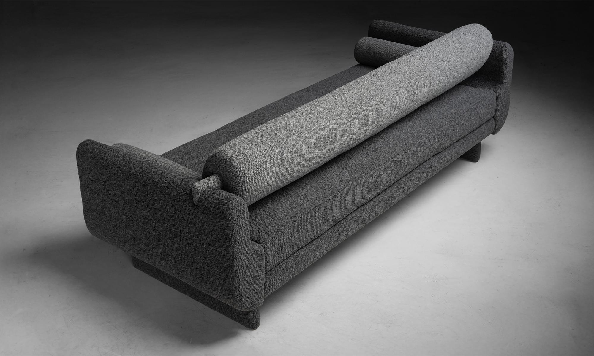 Vladimir Kagan Matinee Sofa / Daybed in Boucle, America 2002 1