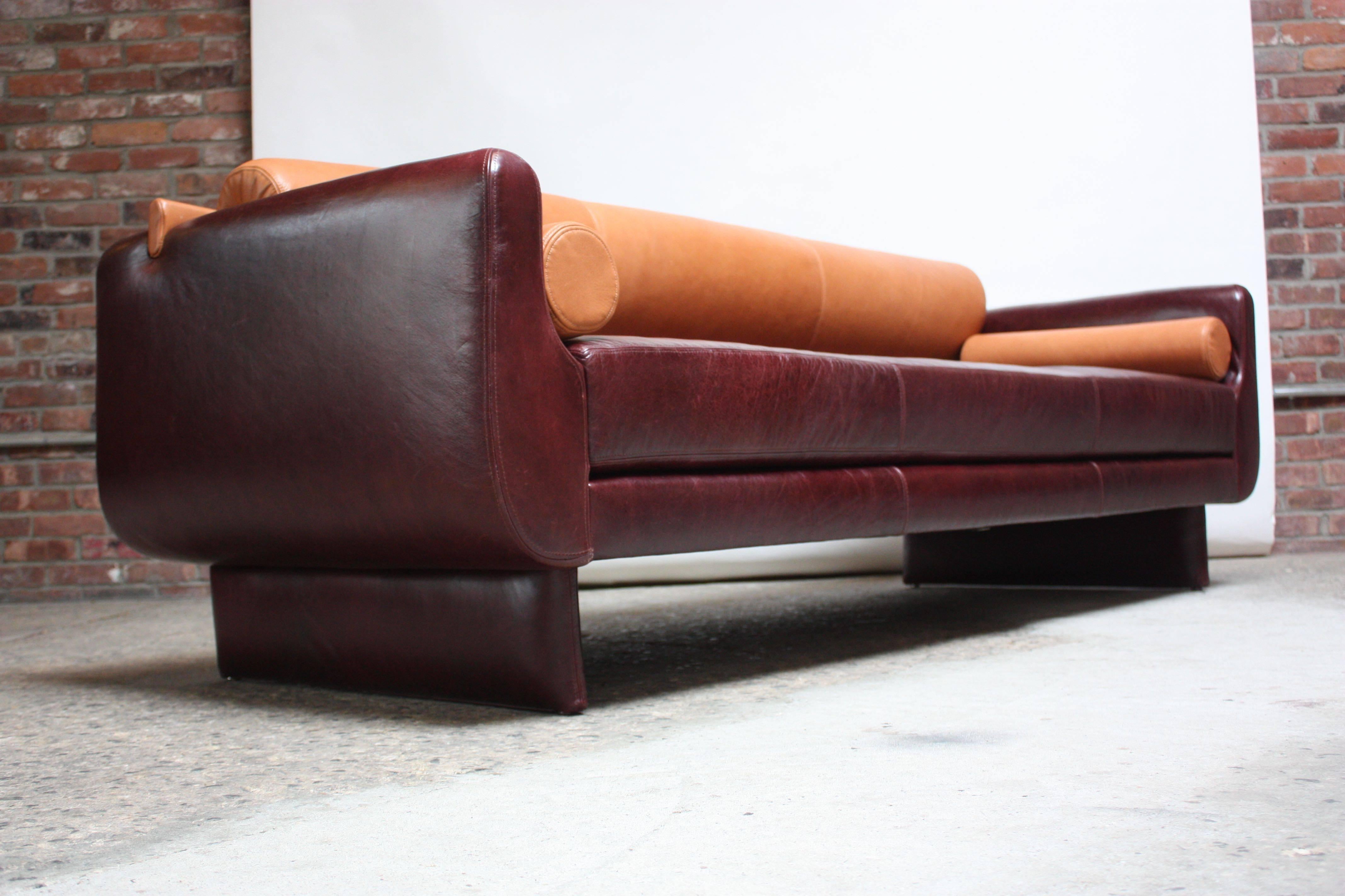 Post-Modern Vladimir Kagan 'Matinee' Sofa / Daybed in Leather