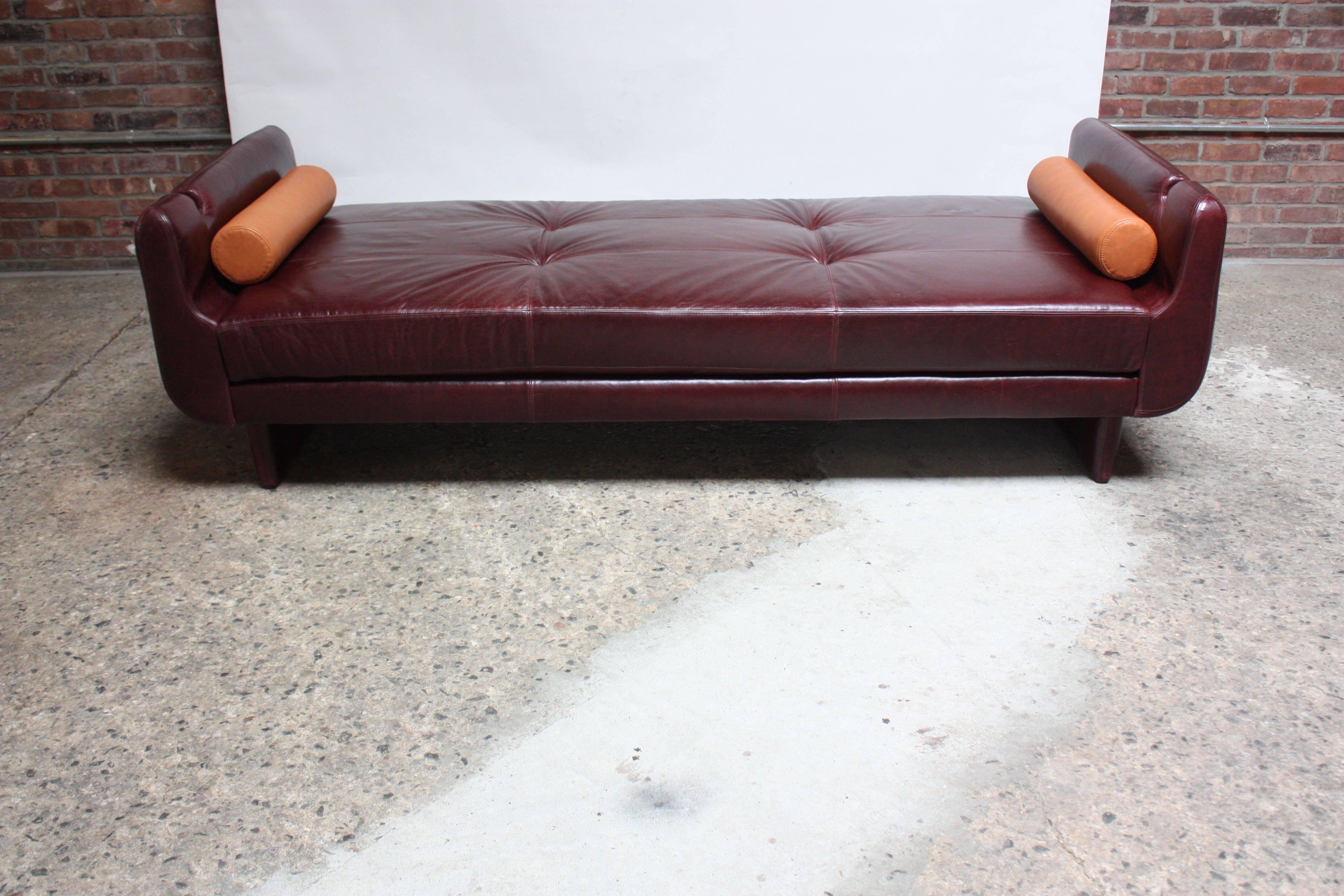 Vladimir Kagan 'Matinee' Sofa / Daybed in Leather 1