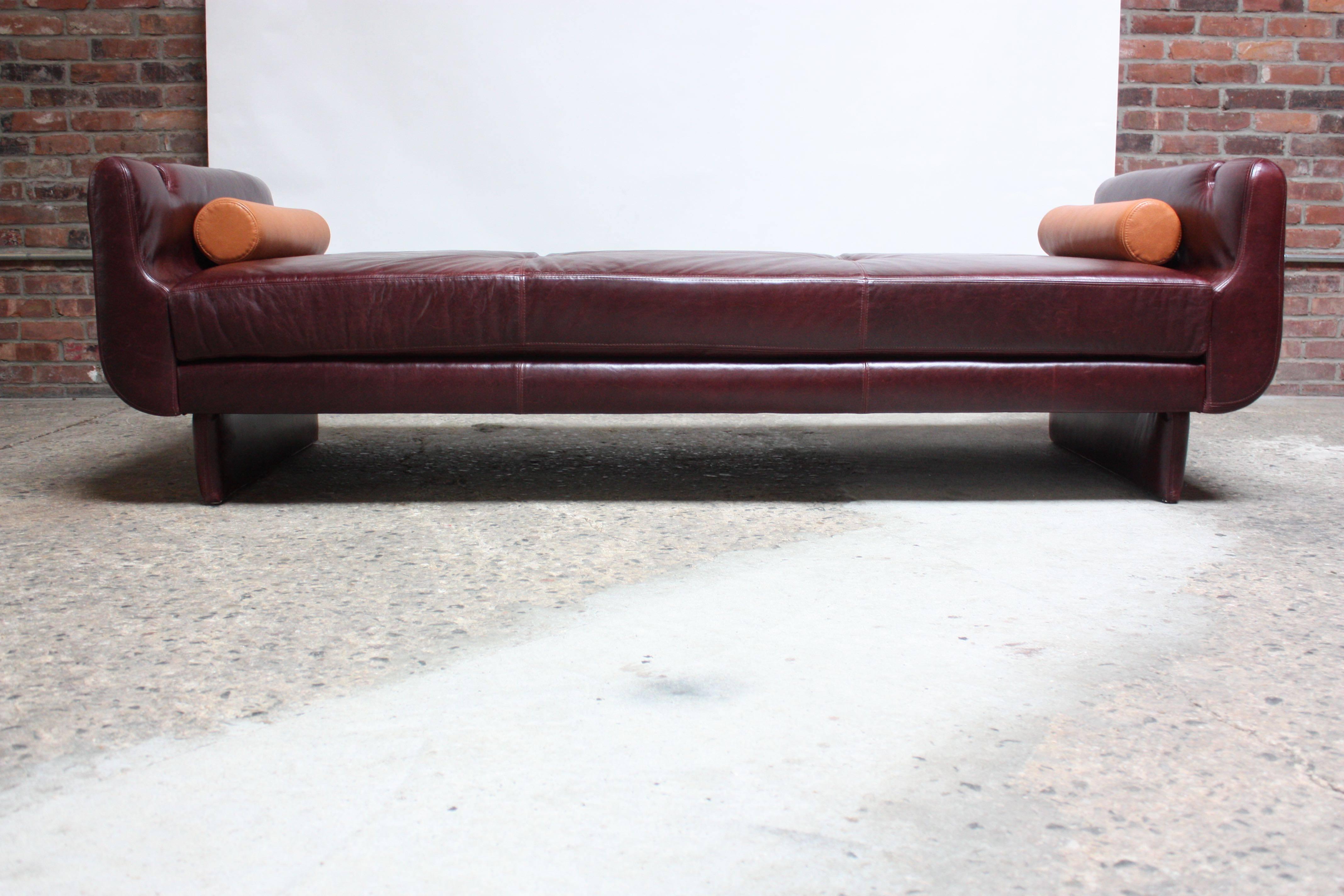 Vladimir Kagan 'Matinee' Sofa / Daybed in Leather 2