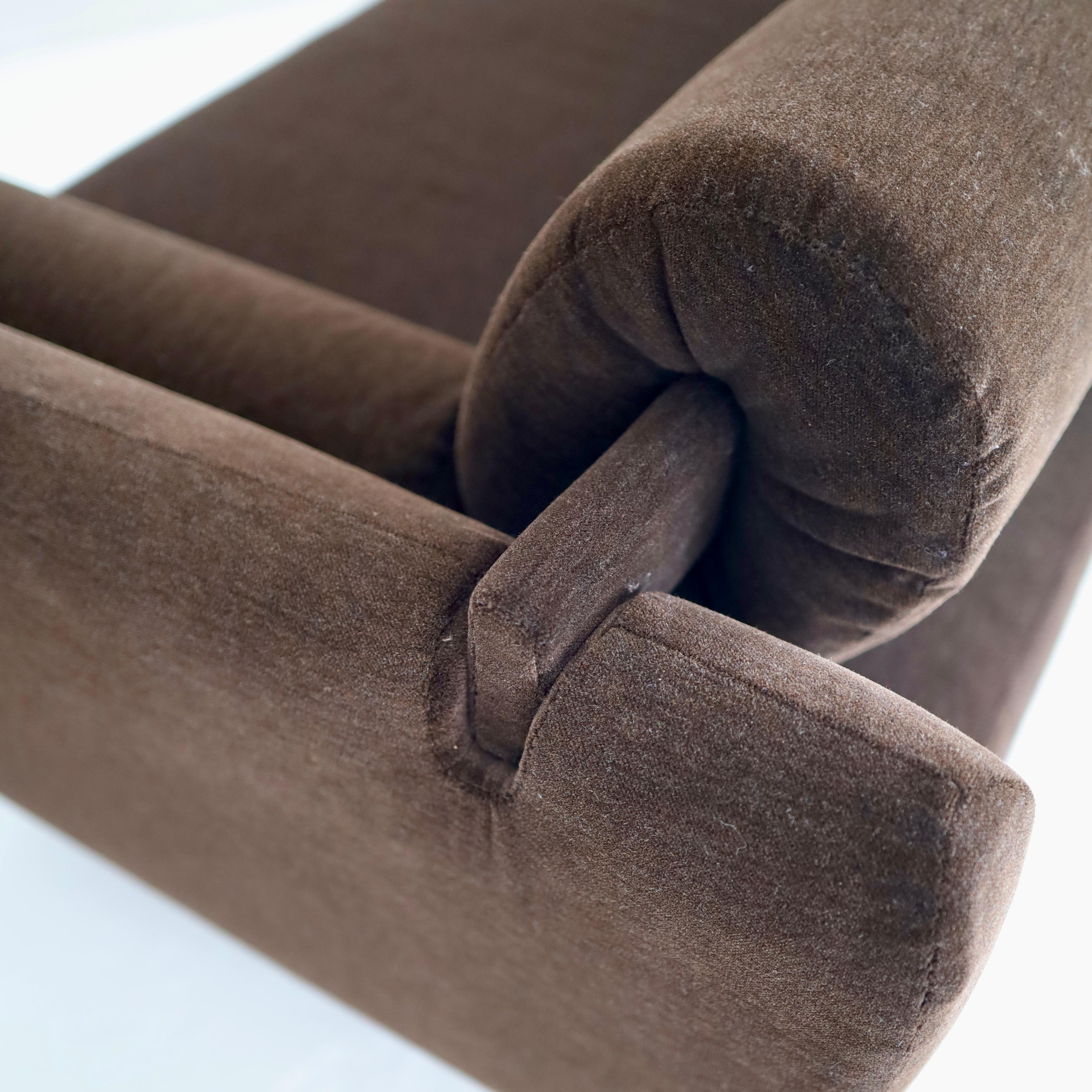 Fabric Vladimir Kagan “Matinee” Sofa in 100% Alpaca For Sale