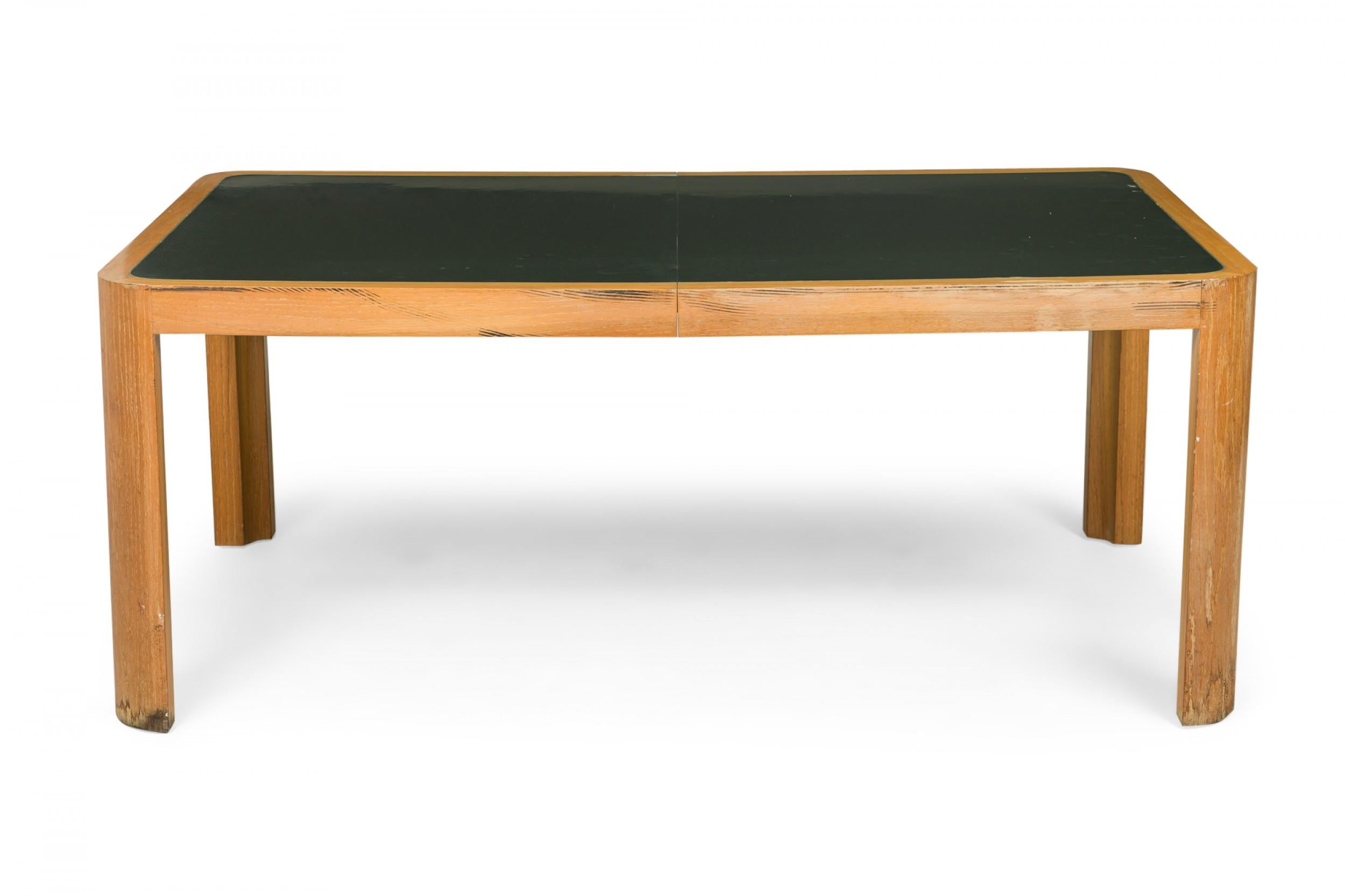 Vladimir Kagan Modern Green Formica and Blond Wood Veneer Extension Dining Table For Sale 5