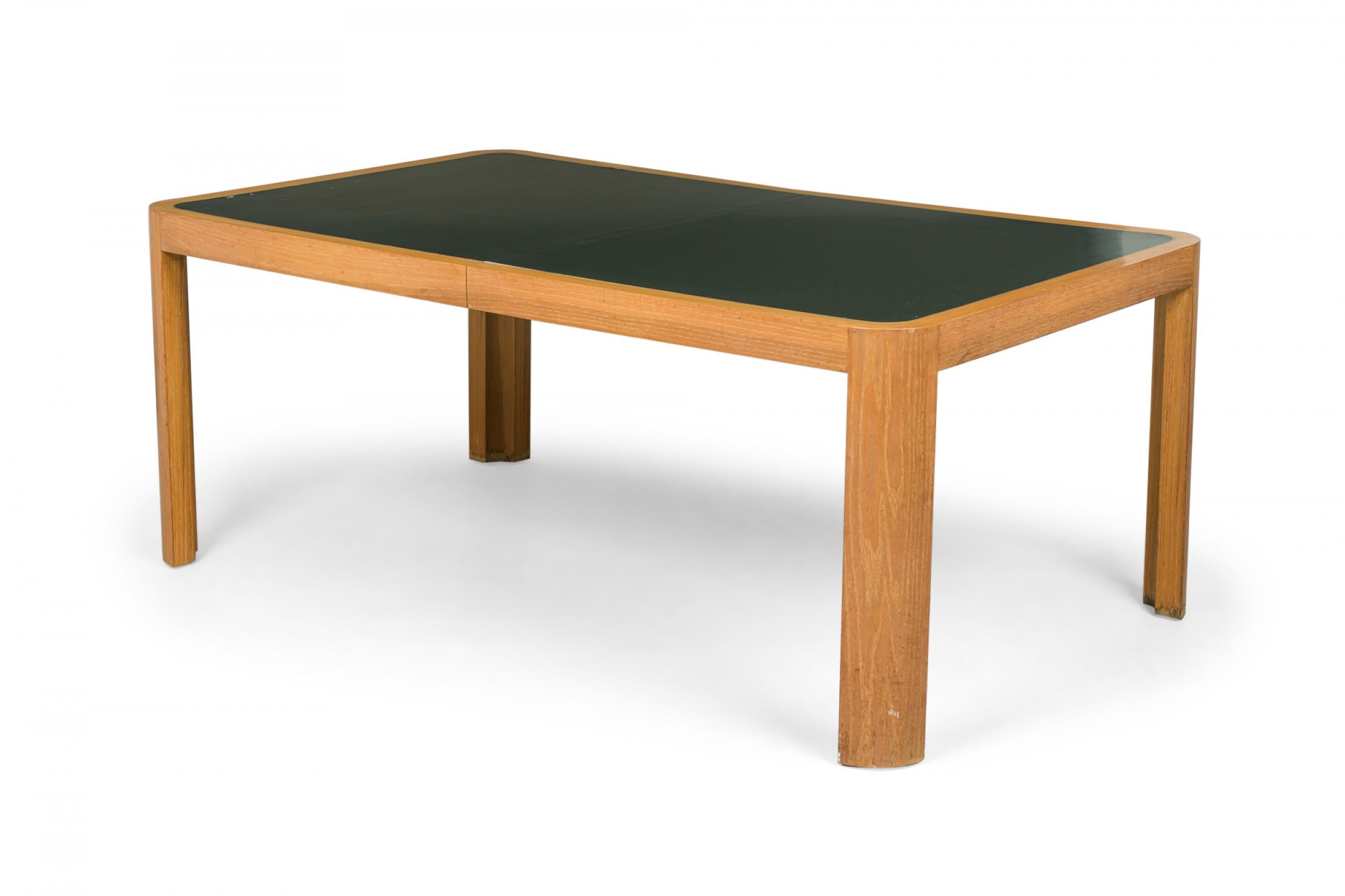 Vladimir Kagan Modern Green Formica and Blond Wood Veneer Extension Dining Table For Sale 10