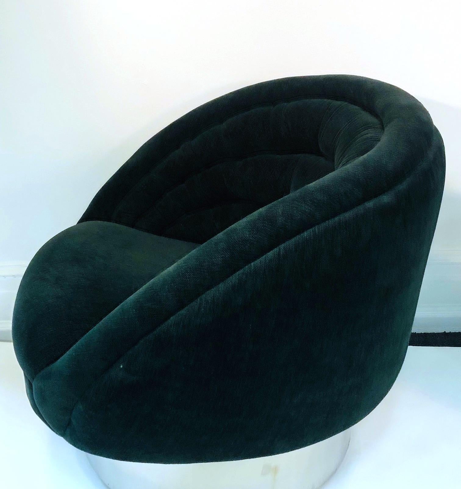 Vladimir Kagan Modern Lounge Chairs 4