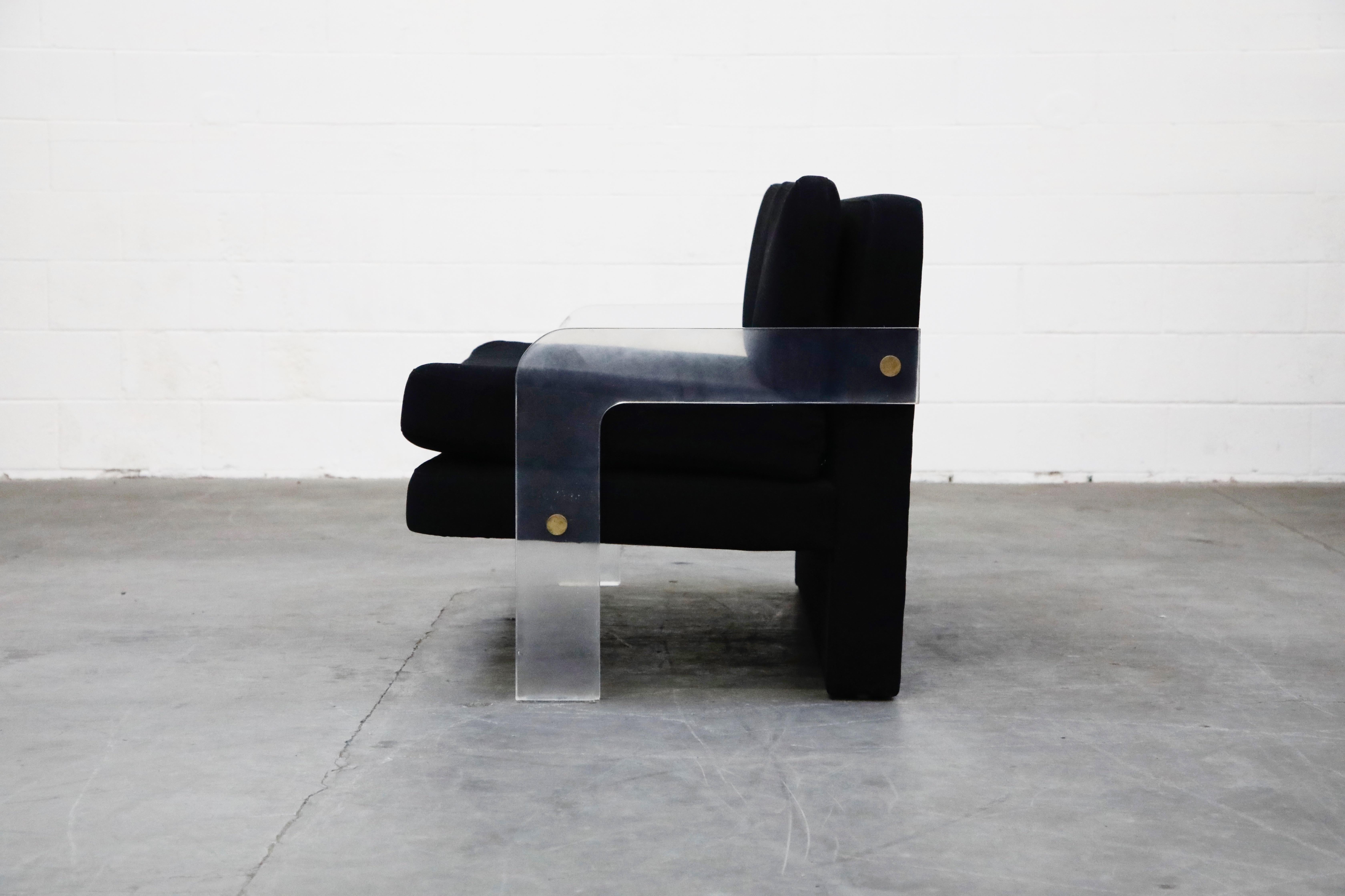 Vladimir Kagan Modern Lucite and Black Fabric Loveseat, circa 1970s 1