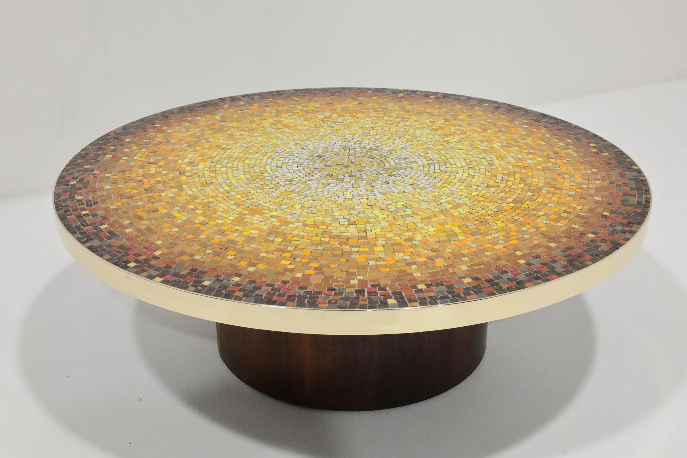 Vladimir Kagan Mosaic Venetian Glass Cocktail Table, Signed In Good Condition For Sale In Dallas, TX