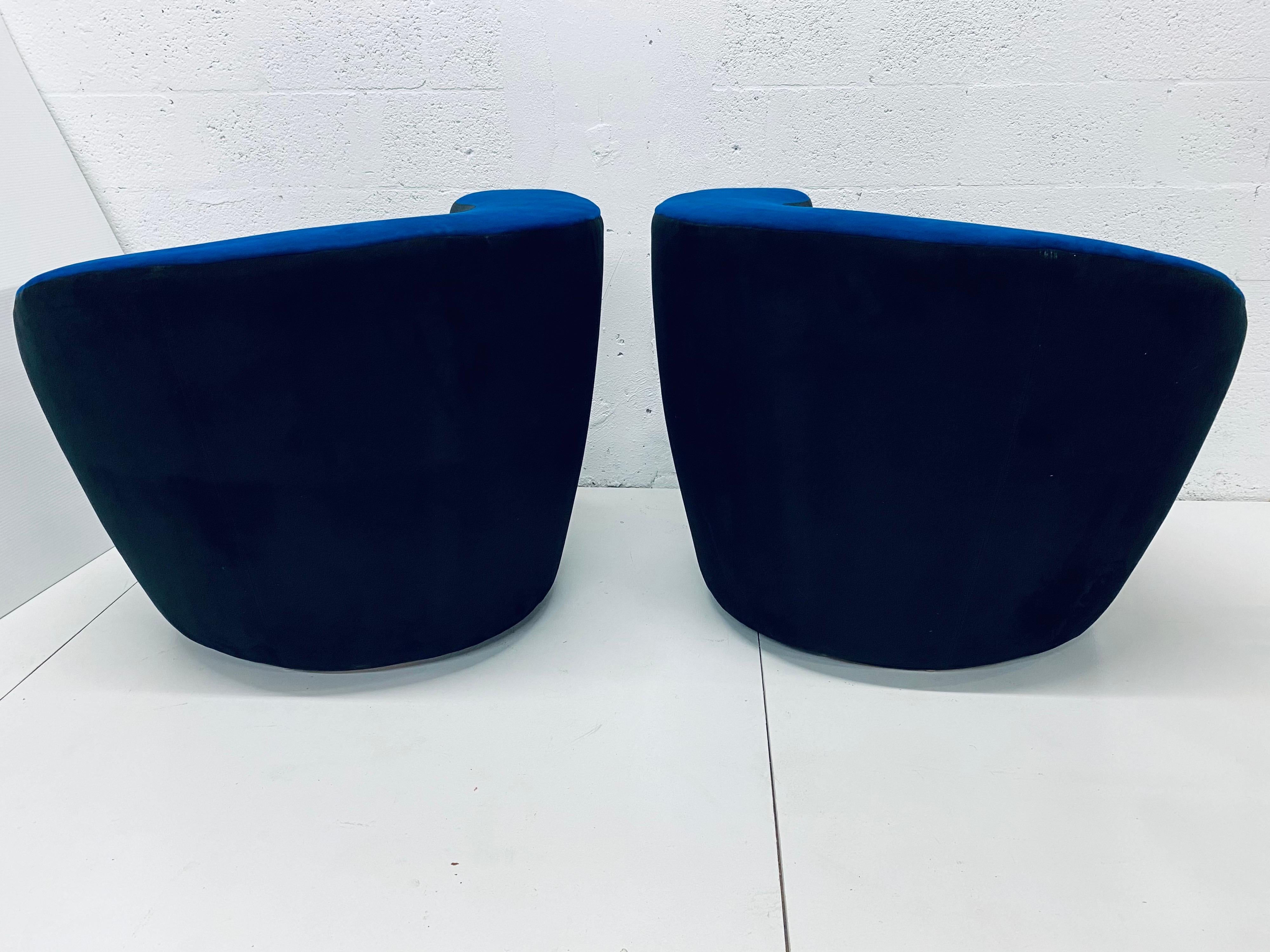 Late 20th Century Vladimir Kagan “Nautilus” Black and Blue Ultra Suede Swivel Club Chairs, a Pair