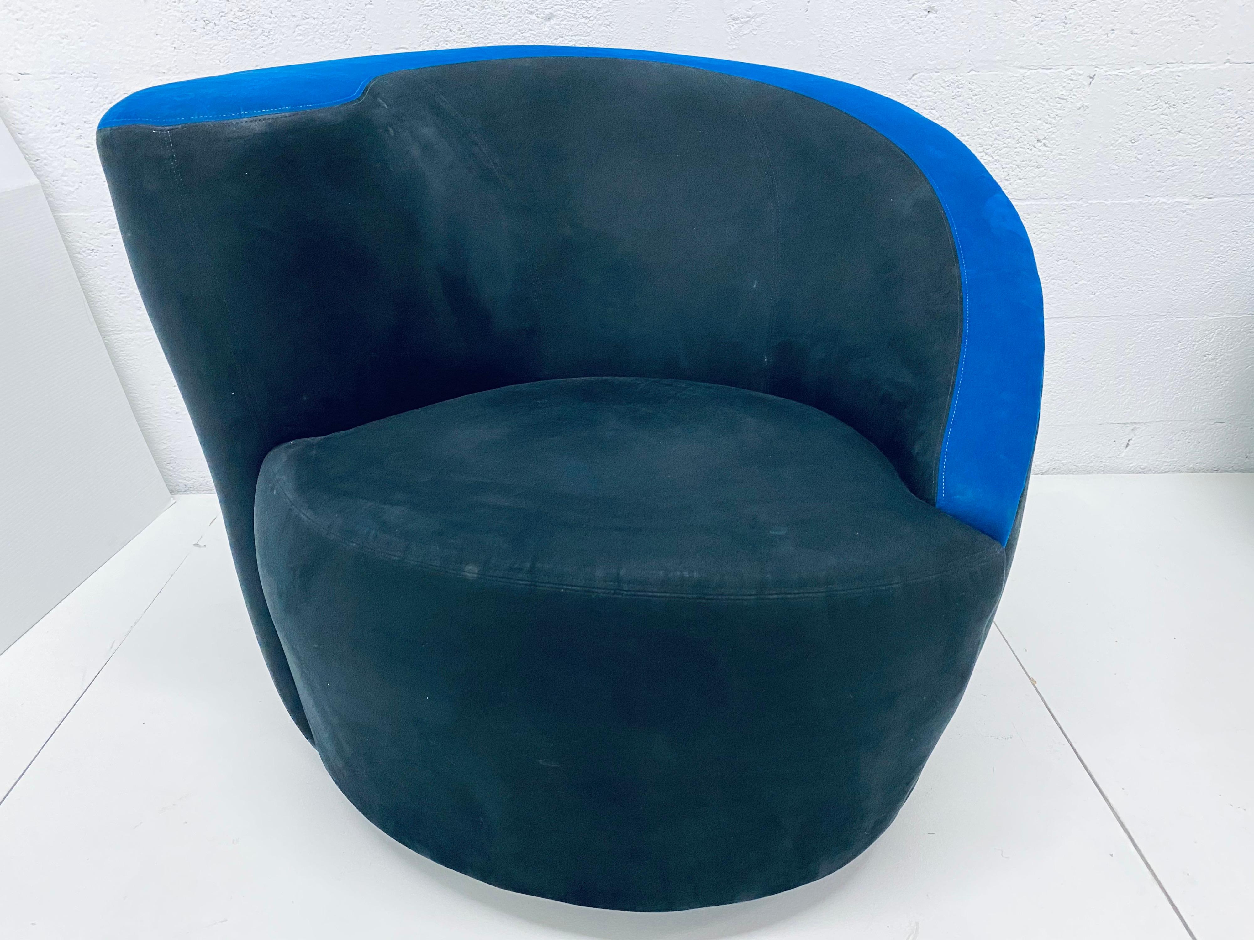 Vladimir Kagan “Nautilus” Black and Blue Ultra Suede Swivel Club Chairs, a Pair 2