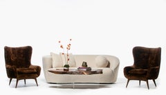 Vladimir Kagan Nautilus Sofa in Ivory White Bouclé by Directional, c. 1990