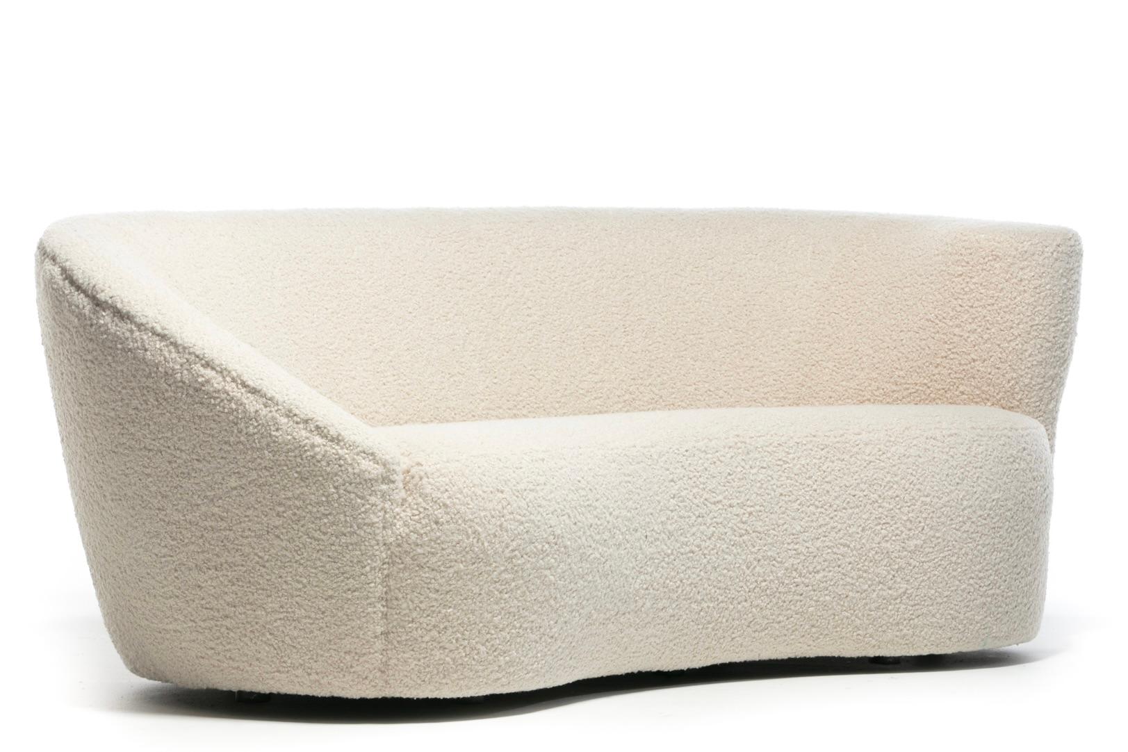 Late 20th Century Vladimir Kagan Nautilus Sofa in Ivory White Bouclé by Directional, c. 1990 For Sale