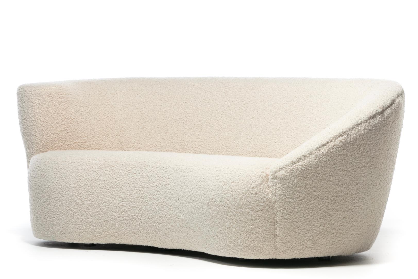 Late 20th Century Vladimir Kagan Nautilus Sofa in Ivory White Bouclé by Directional, c. 1990 For Sale