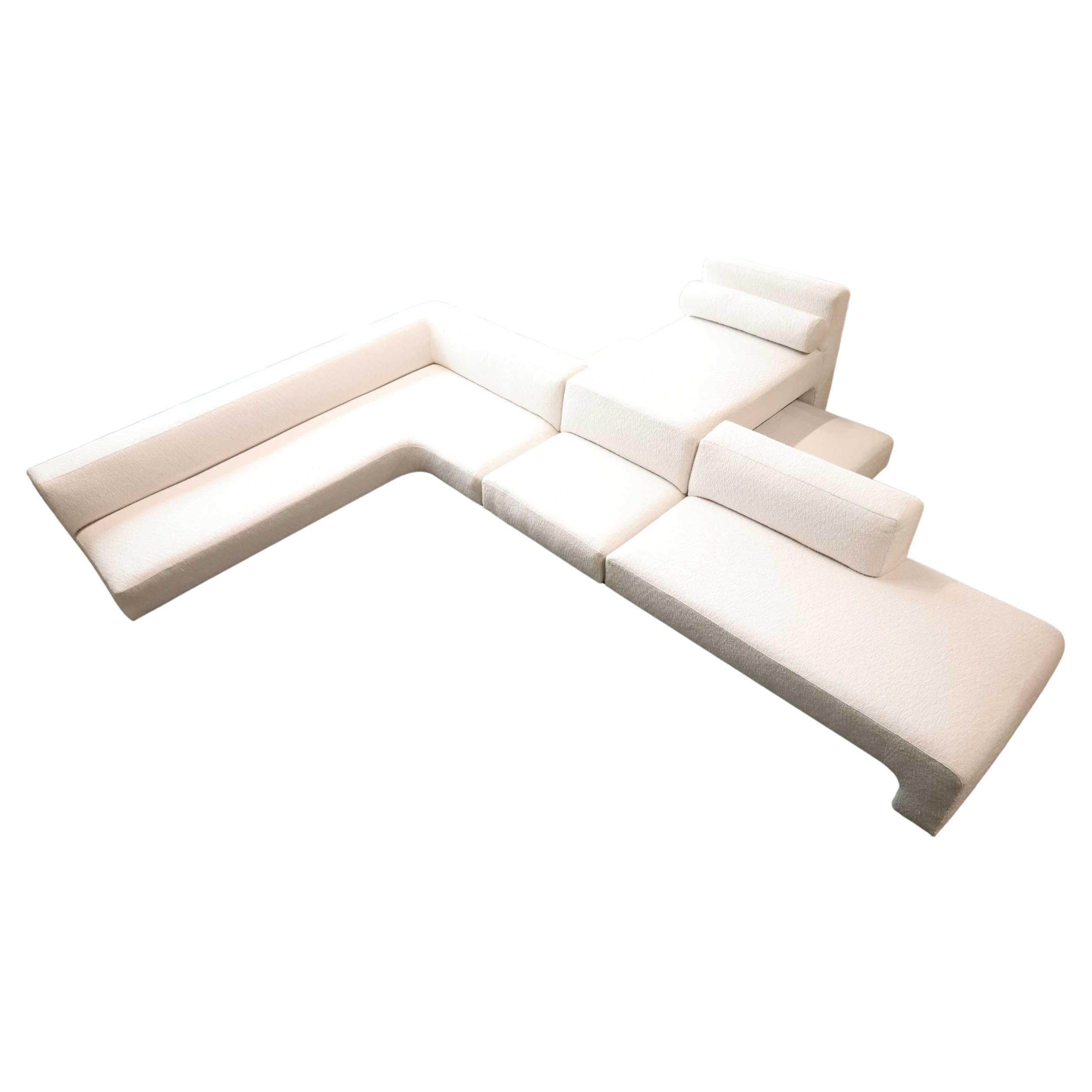 Vladimir Kagan Omnibus Sofa in Holly Hunt Great Outdoors White Boucle' For Sale