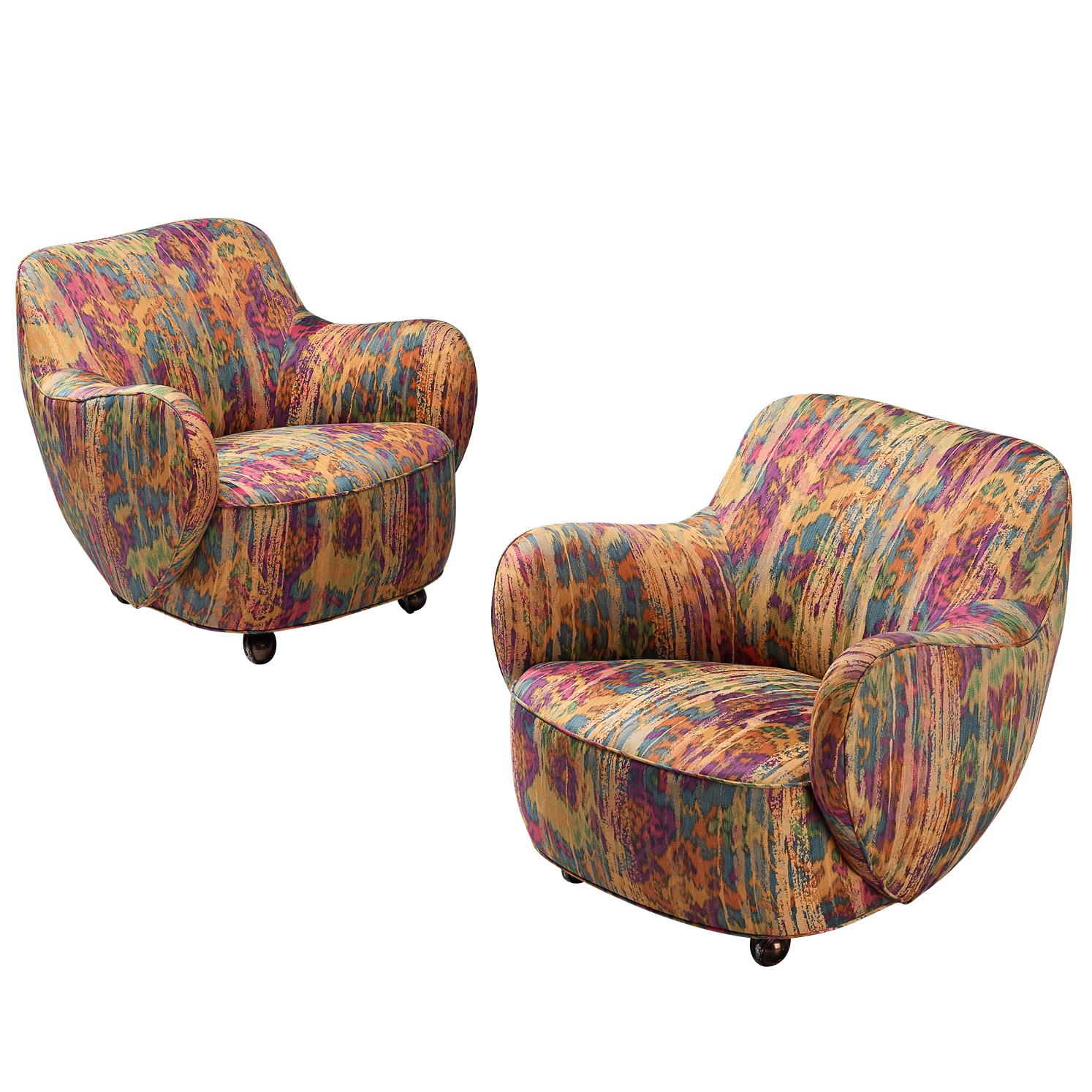 Vladimir Kagan Pair of 'Barrel' Lounge Chairs in Multicolored Abstract Fabric For Sale
