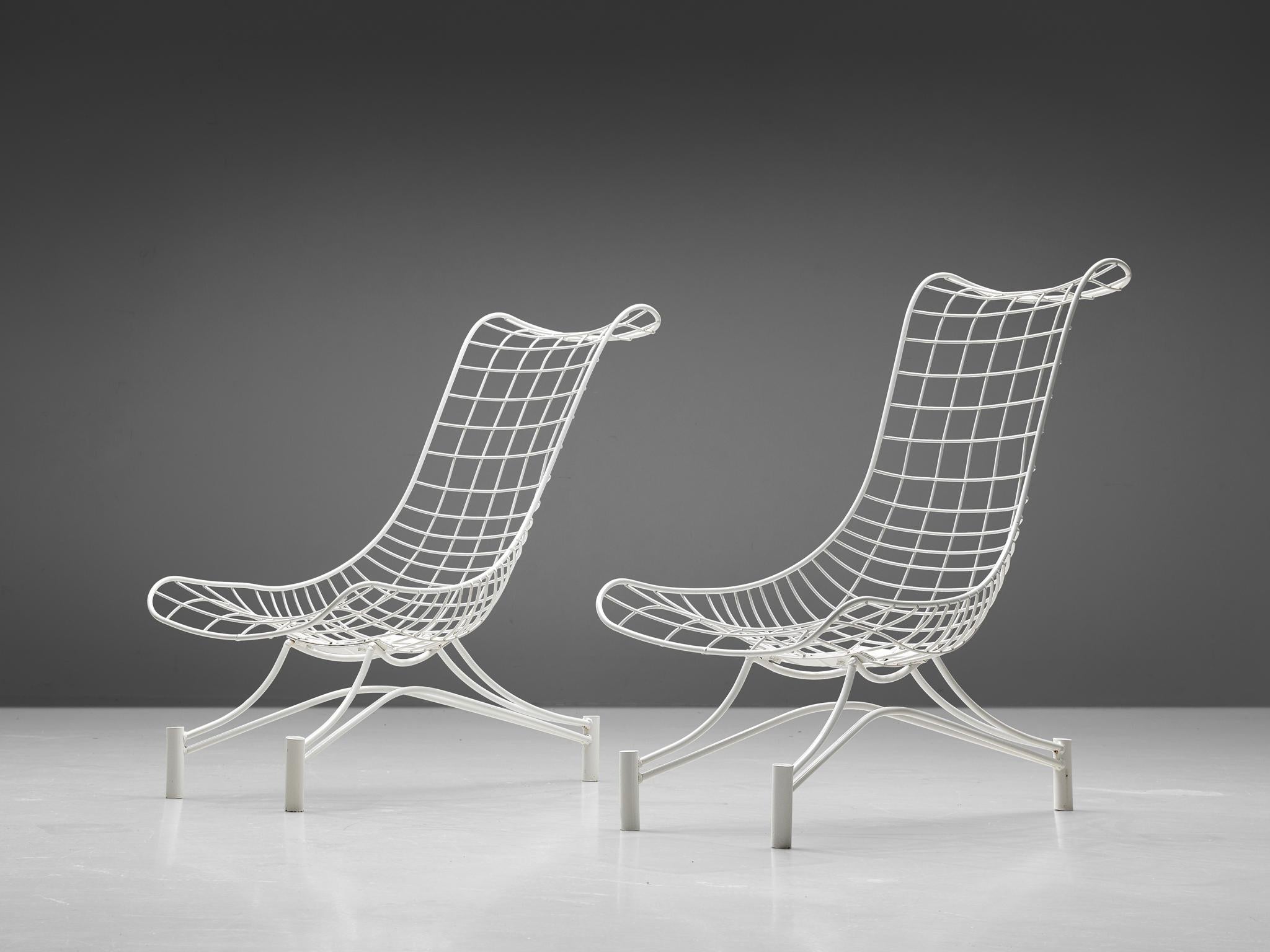 Vladimir Kagan, pair of 'Capricorn' lounge chairs, lacquered metal, United States, circa. 1958

The ‘Capricorn’ chair epitomizes a splendid construction that is suitable for indoor and outdoor, making it a dynamic and easily adaptable chair. The
