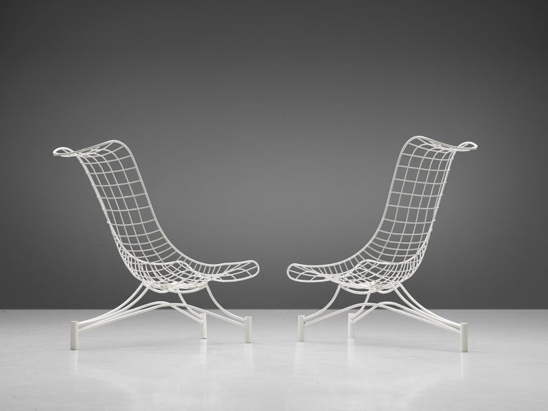 American Vladimir Kagan Pair of 'Capricorn' Lounge Chairs For Sale
