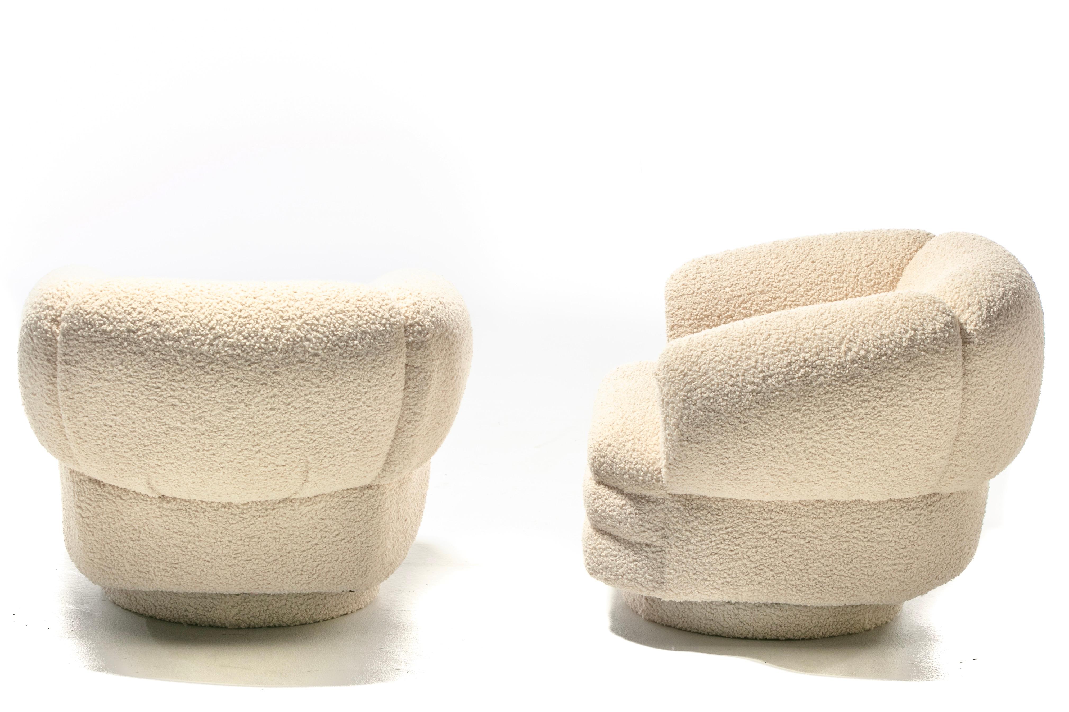 Late 20th Century Vladimir Kagan Post Modern Ivory Bouclé Swivel Chairs & Ottoman for Directional For Sale