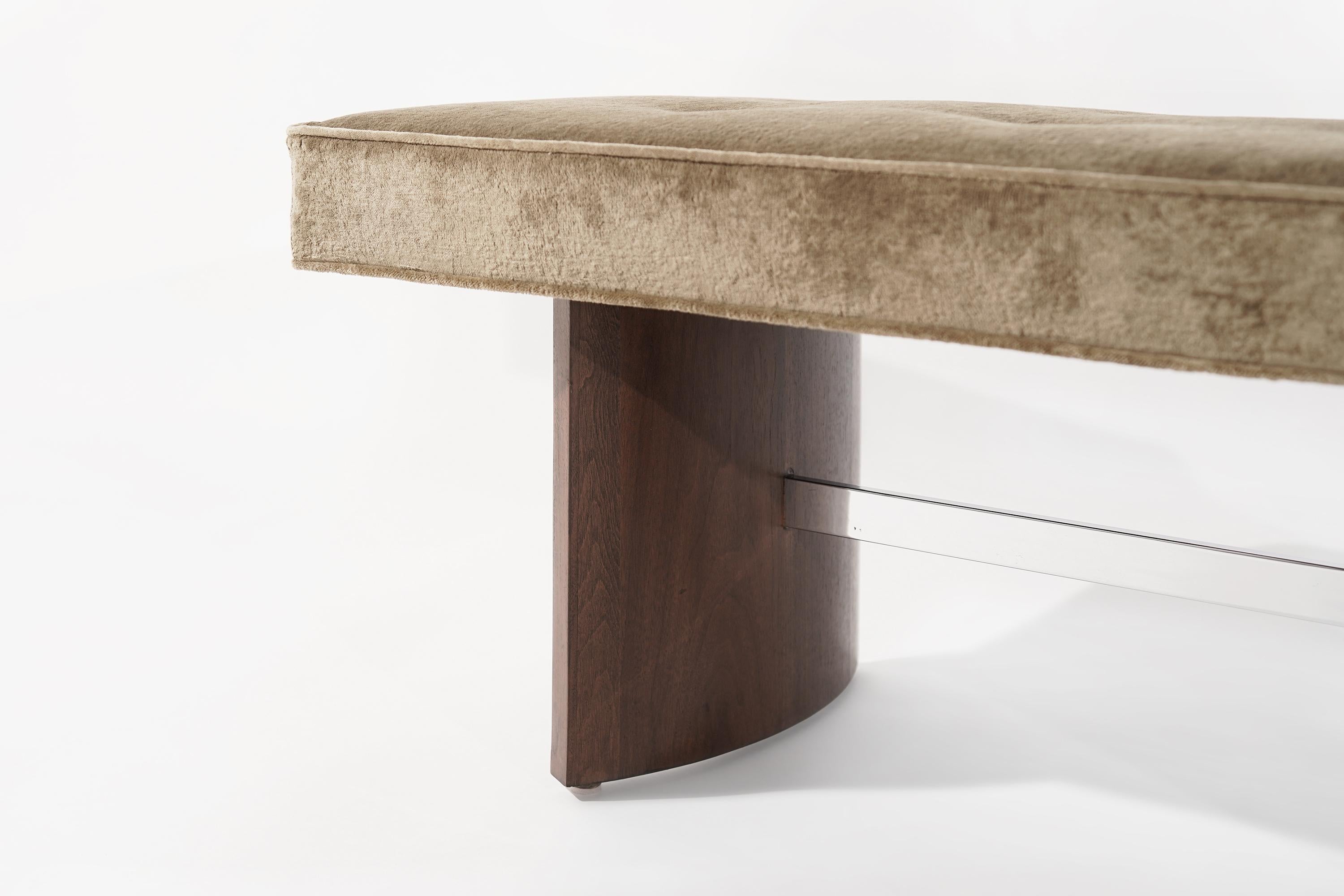Radius Bench by Selig 4