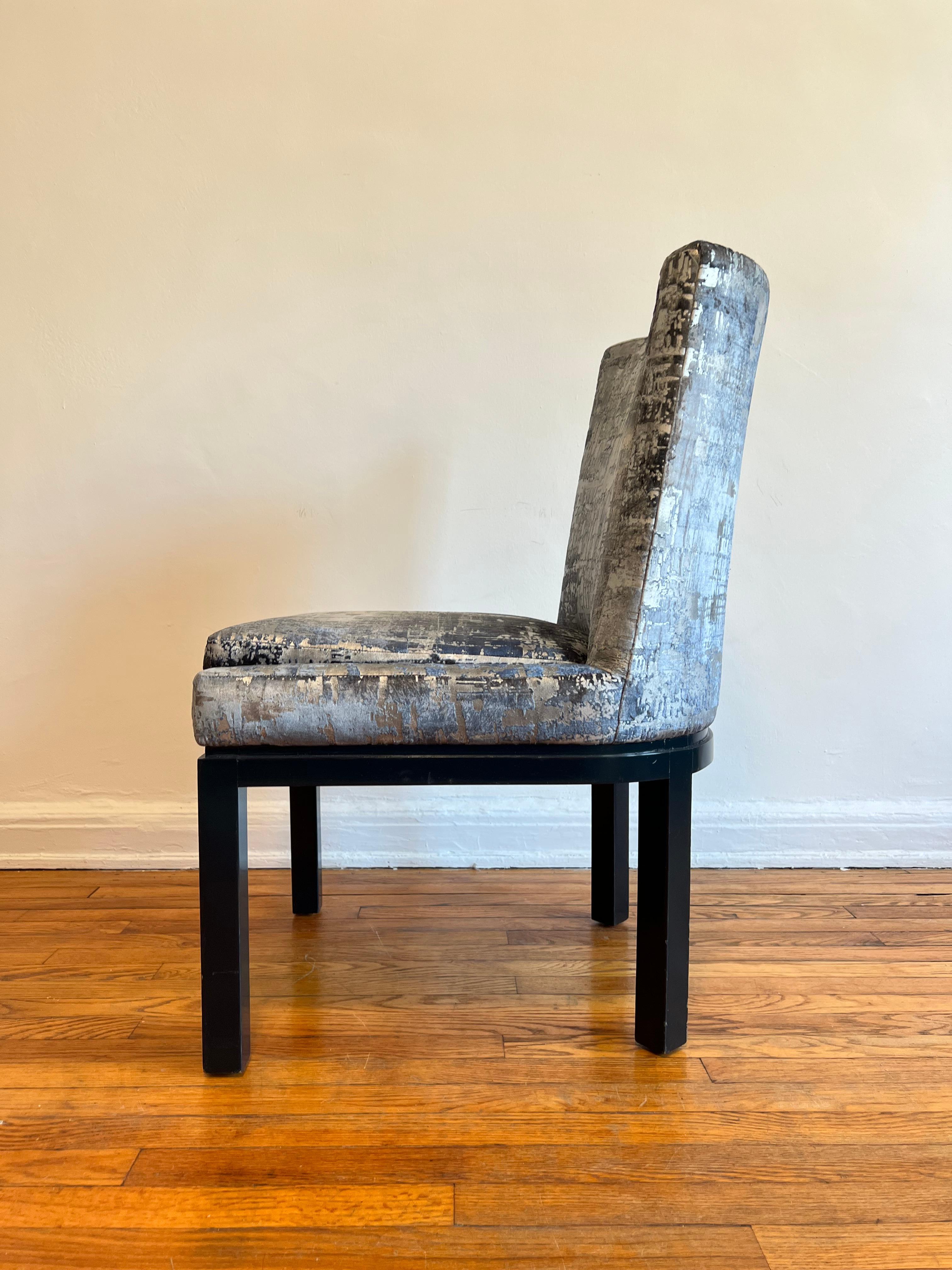 Vladimir Kagan Rare 7311 Key Side Dining Chair In Good Condition For Sale In New York, NY