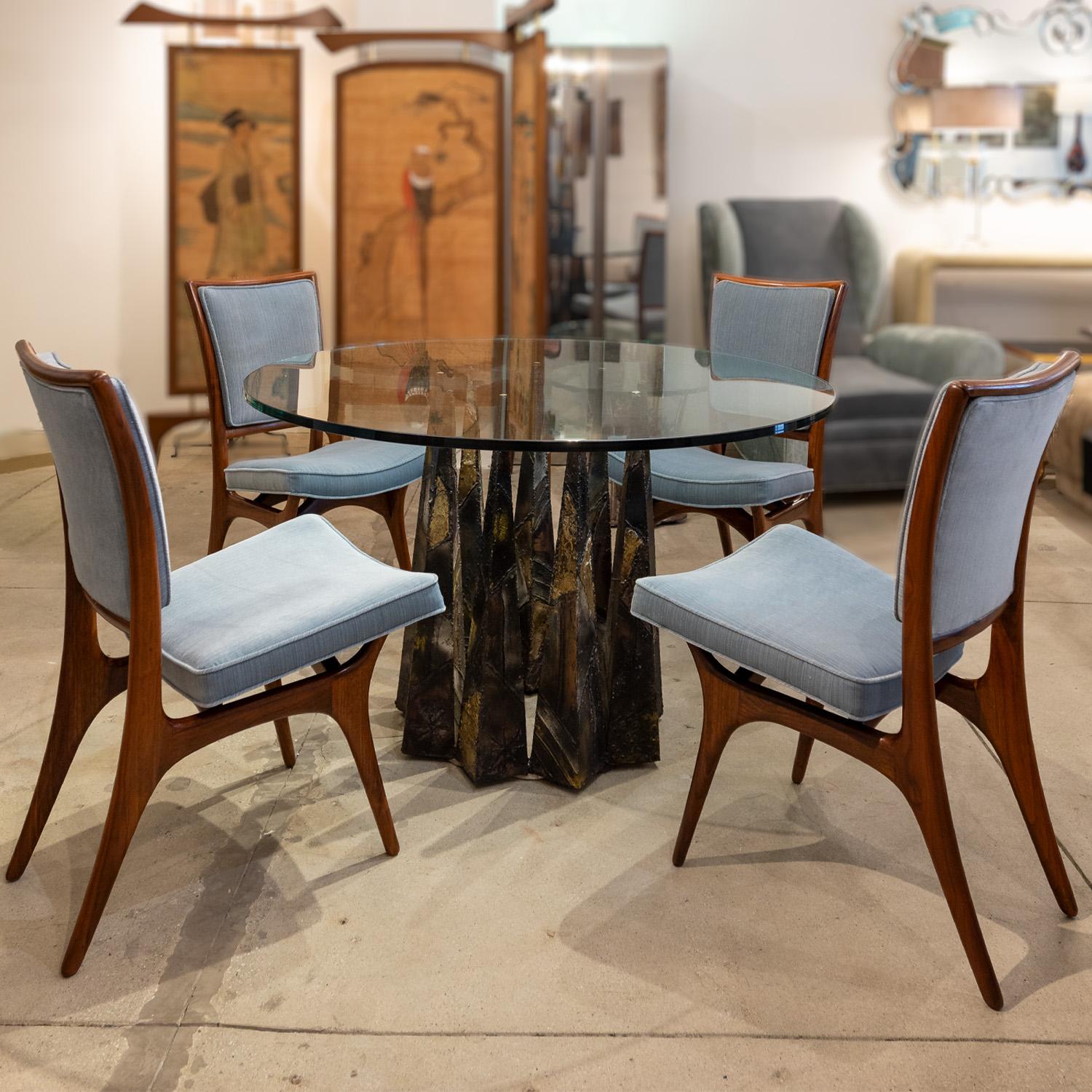 Vladimir Kagan Rare Iconic Set of 4 Sculpted Walnut Dining/Game Chairs 1950s 2