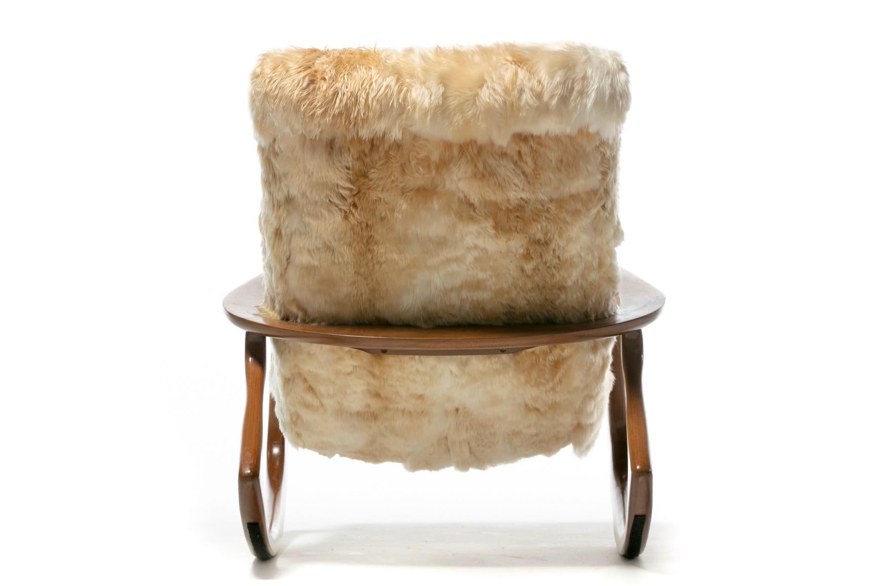 Late 20th Century Vladimir Kagan Rocking Chair Upholstered in Champagne Ivory Peruvian Alpaca For Sale