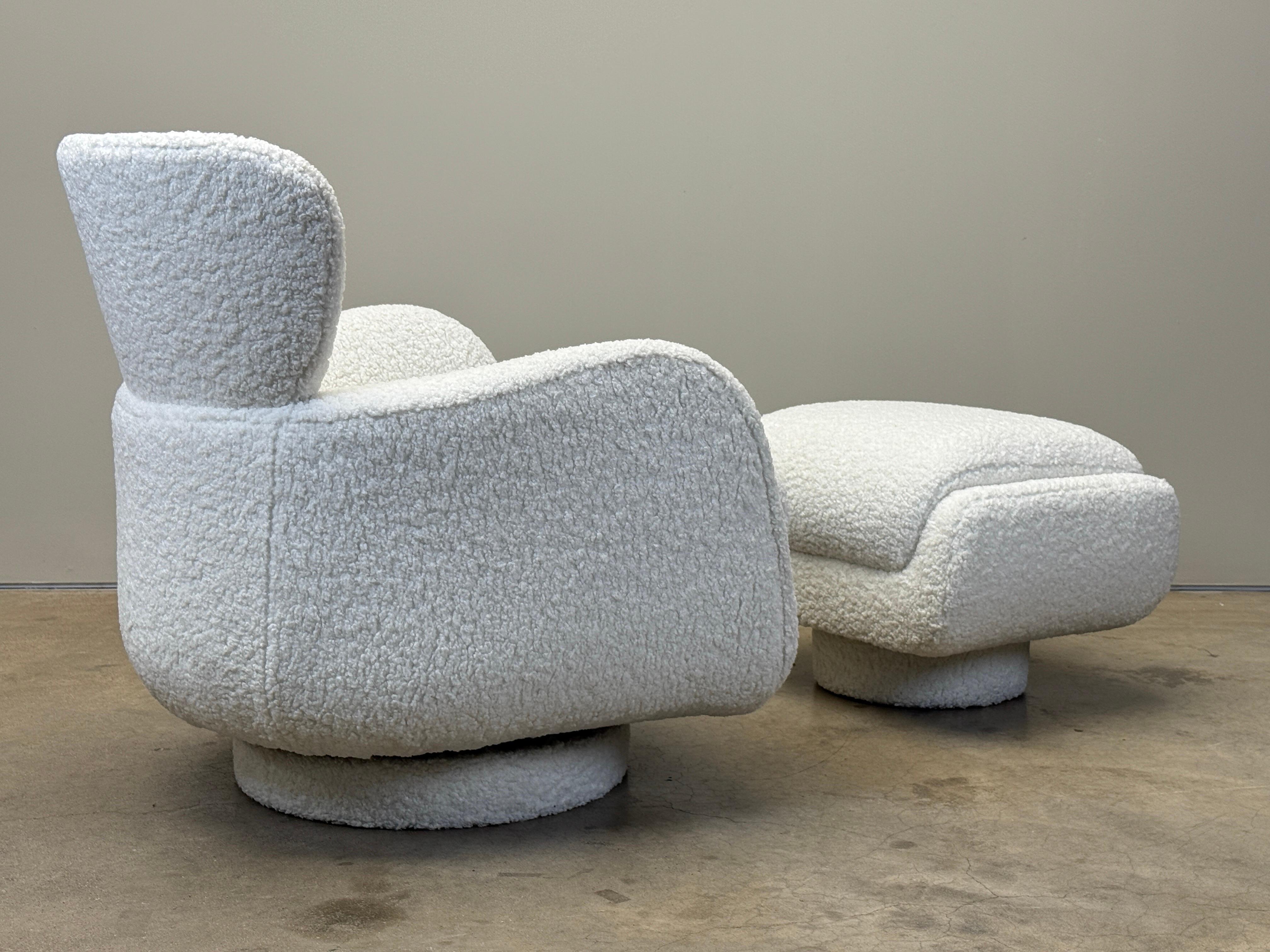 Fauteuil pivotant à bascule et ottoman de Vladimir Kagan en vente 1