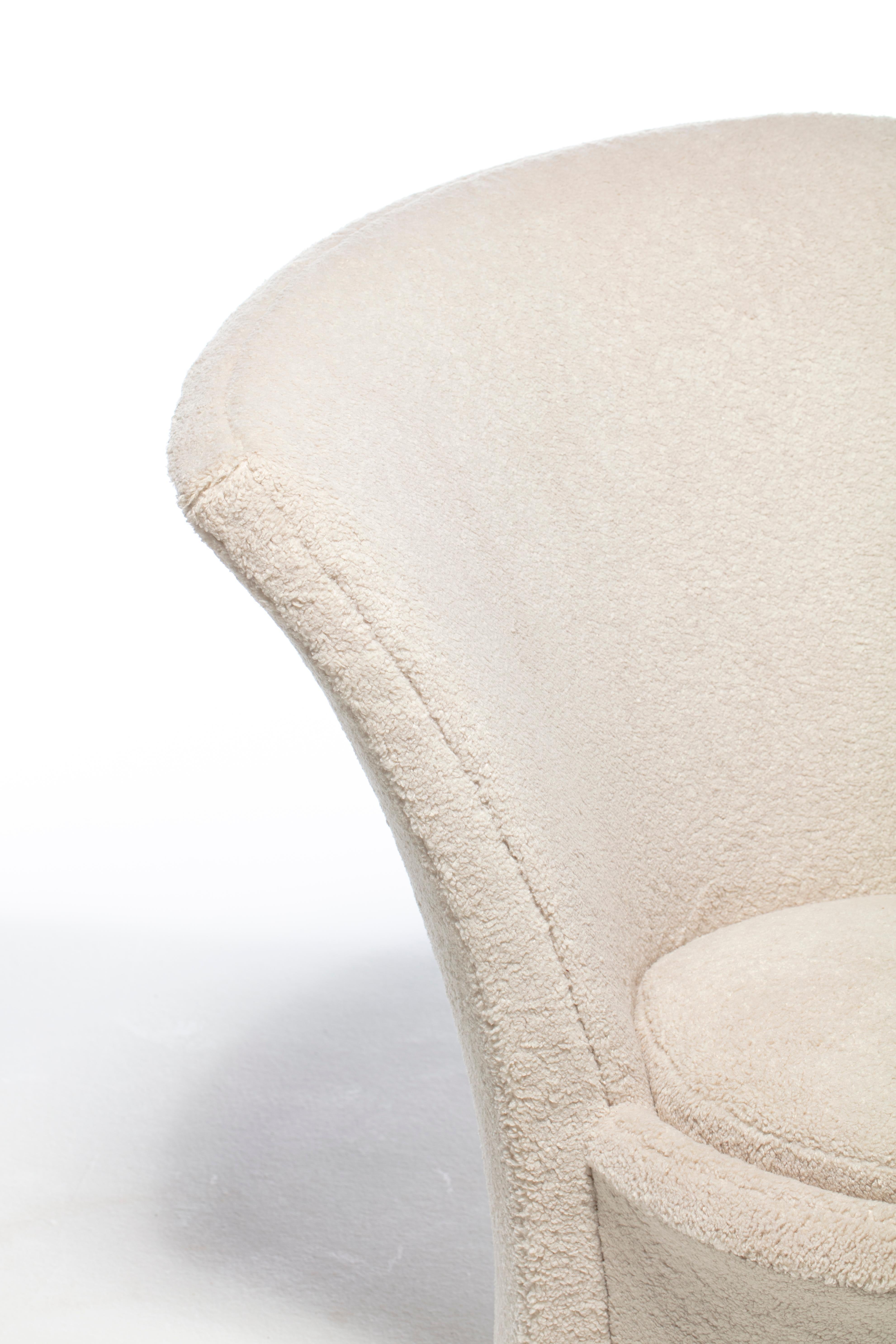Vladimir Kagan Sculptural High Back Swivel Chairs in Textured Ivory Fabric For Sale 9