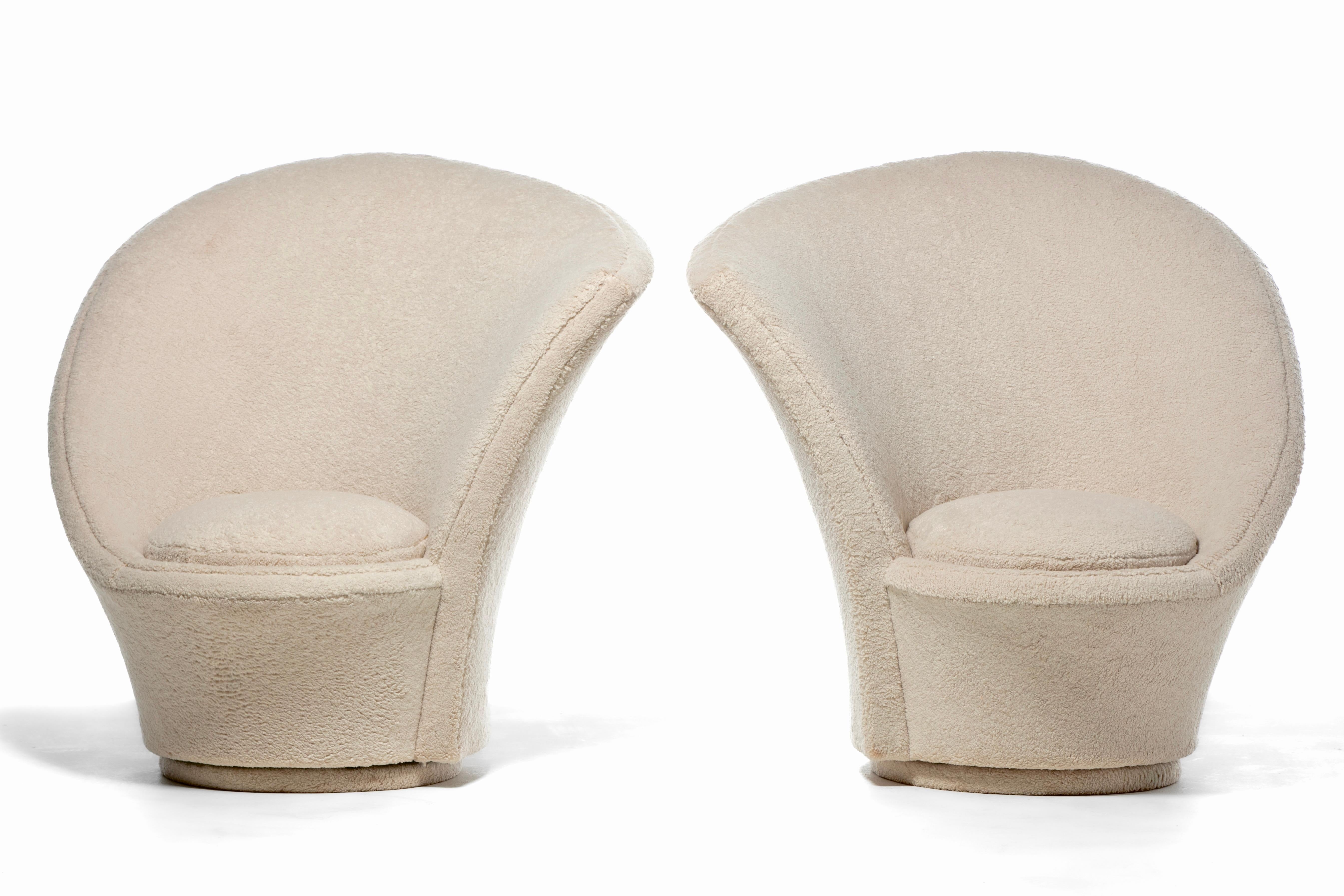 Vladimir Kagan Sculptural High Back Swivel Chairs in Textured Ivory Fabric For Sale 1