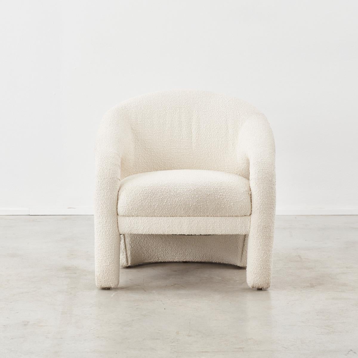 Modern Vladimir Kagan sculptural lounge armchair for Weiman, USA, 1970s.  For Sale