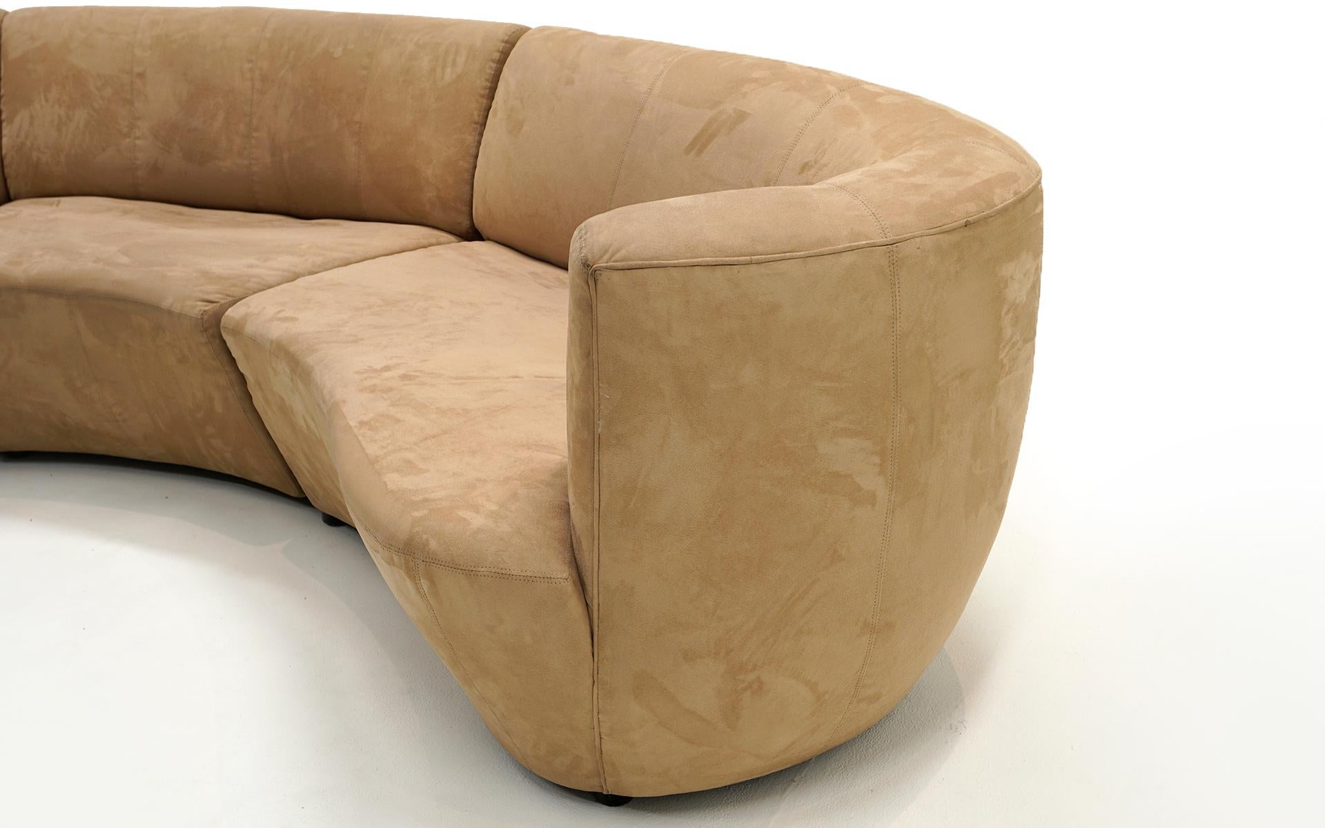 Vladimir Kagan Sectional Serpentine Cloud Sofa for Weiman. Tan Suede. 3