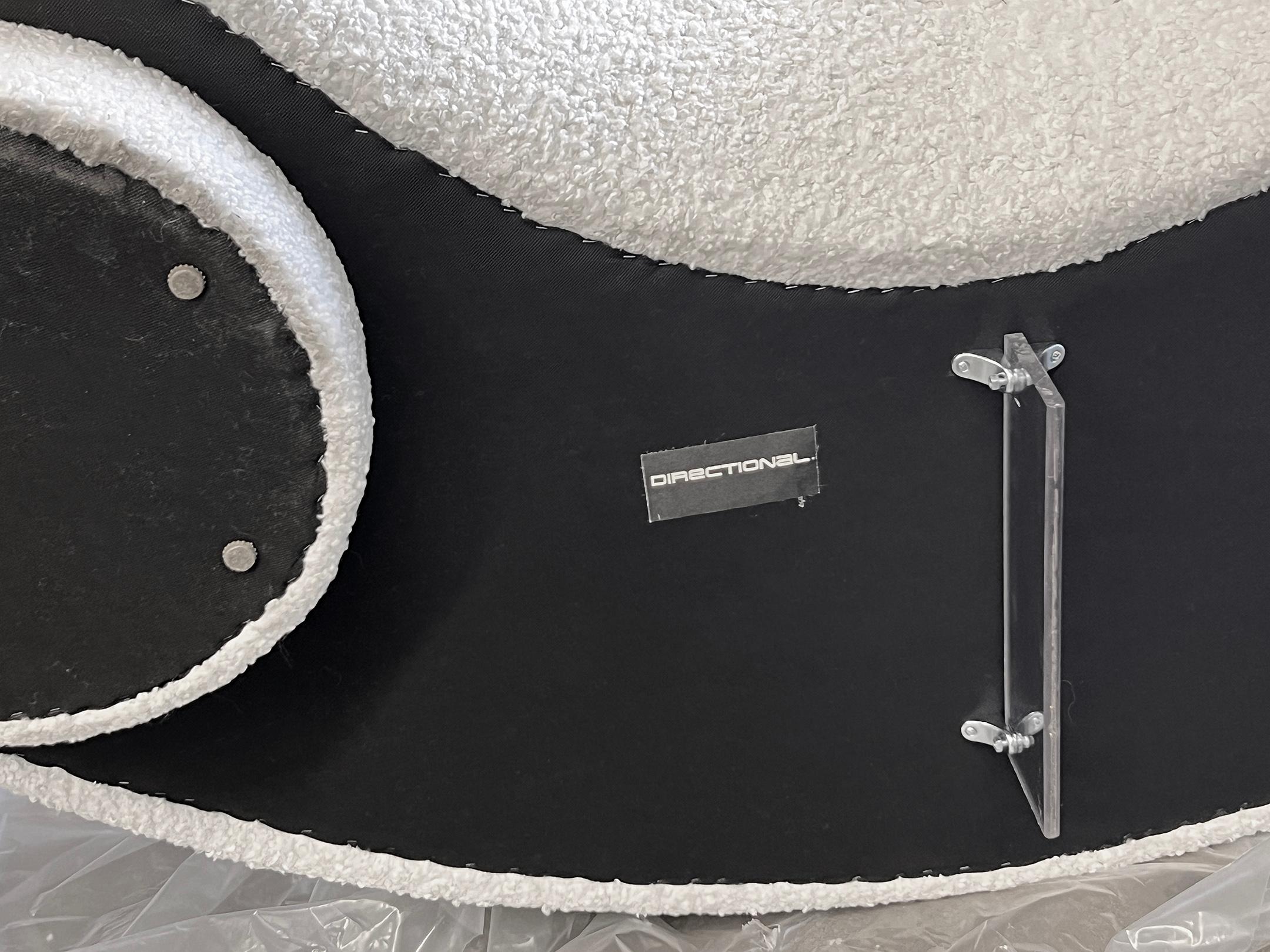 Let’s be honest—if Gabriella Crespi, Karl Springer, and Pierre Paulin walked into a room and had to pick a seat, they’d sink right into these. This matched pair of Vladimir Kagan Cloud sofas isn’t just furniture—it’s functional art.

Curved,