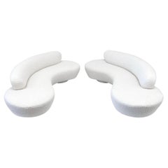 Vladimir Kagan Serpantine Wolken-Sofa aus elfenbeinfarbenem Bouclé, Paar